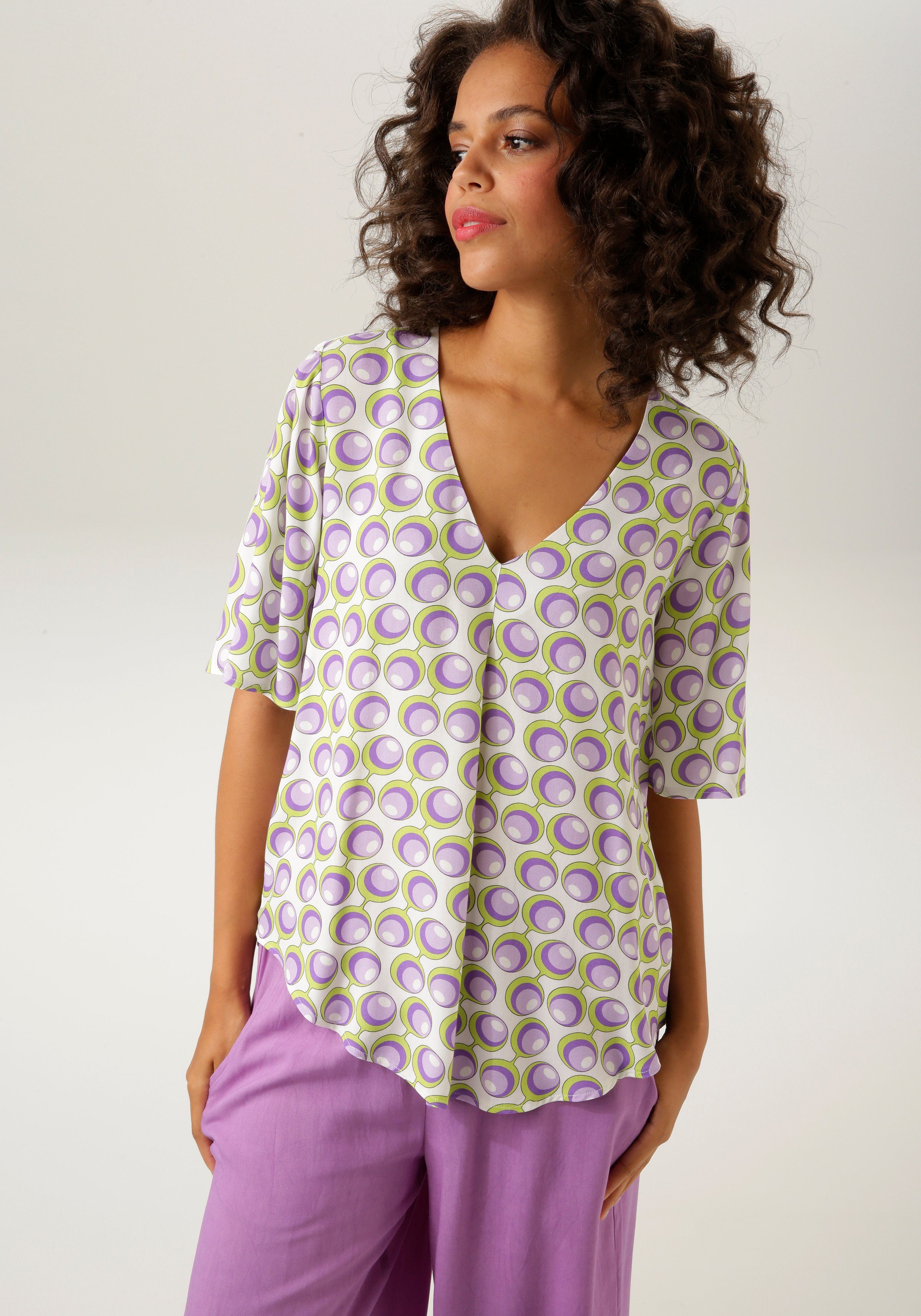 Aniston CASUAL Blouse zonder sluiting met interessante print in retro-look