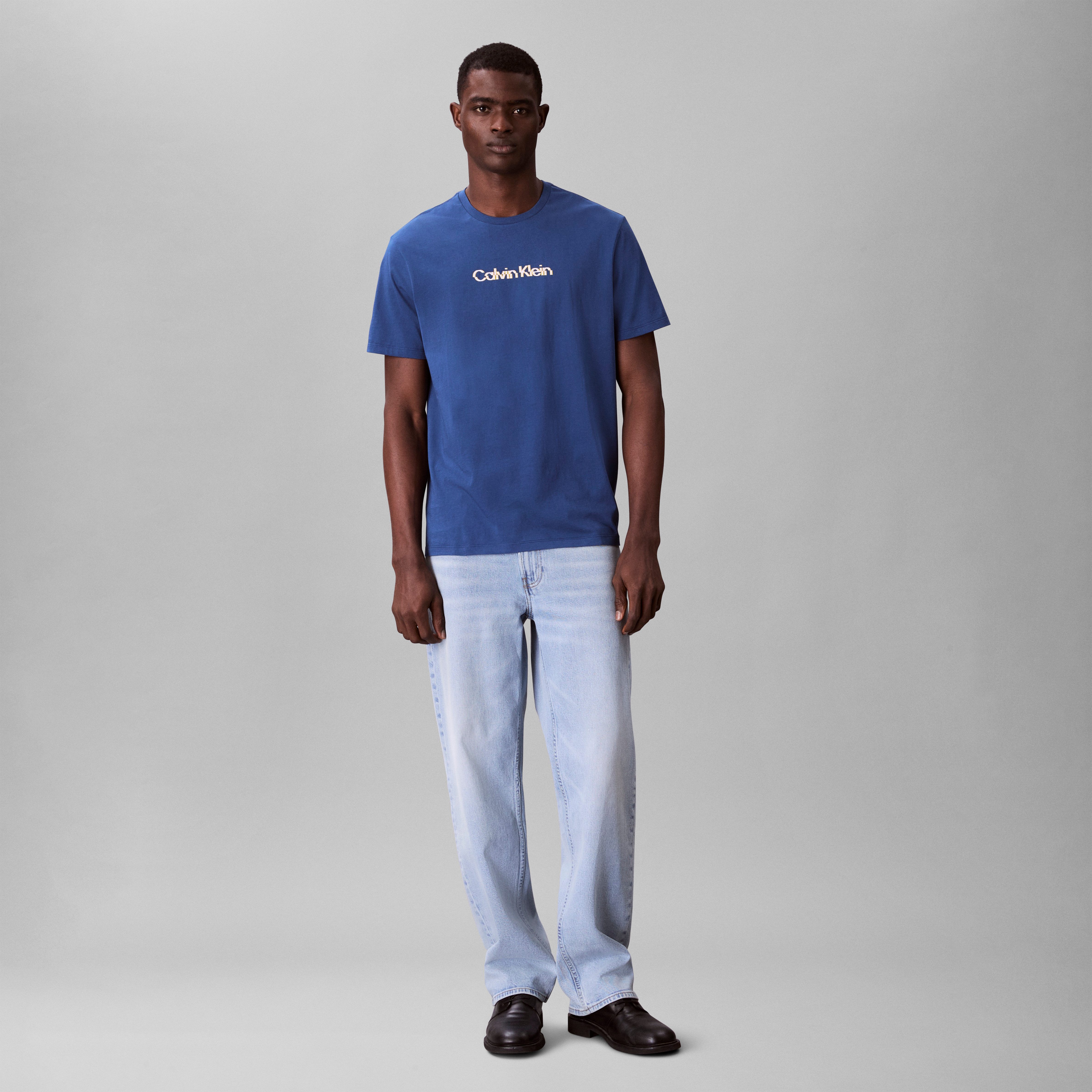 Calvin Klein T-shirt