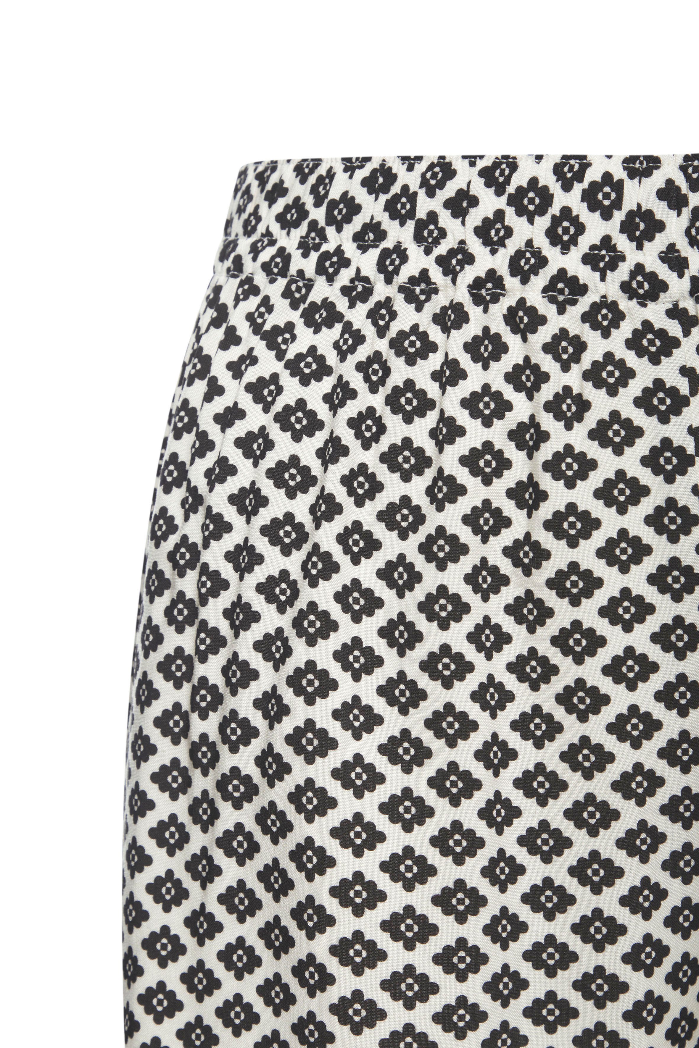 Lascana Pyjamashort met edel alloverpatroon