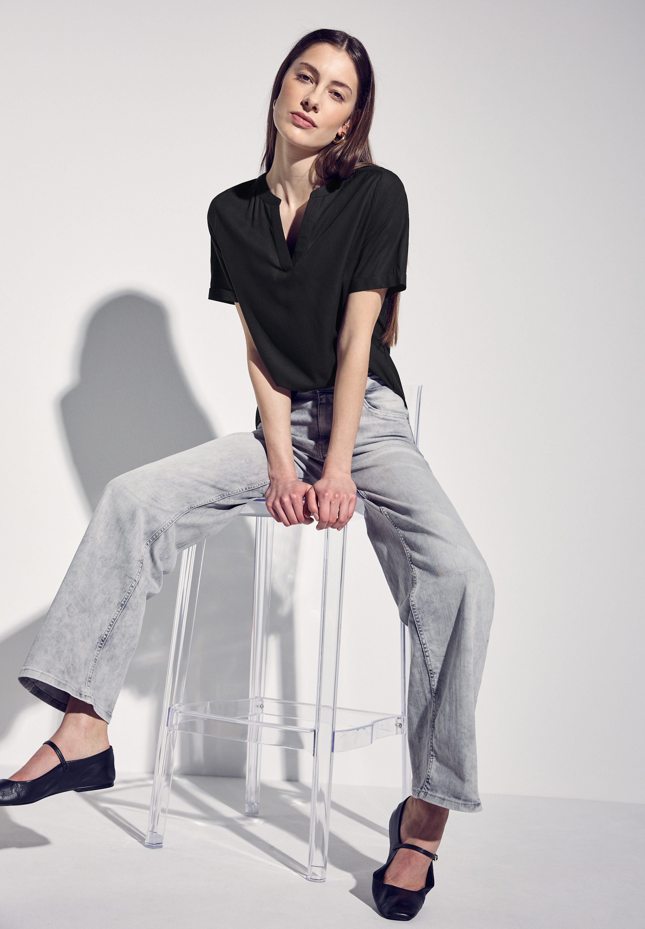 STREET ONE Blouse met korte mouwen met ingesneden ronde hals