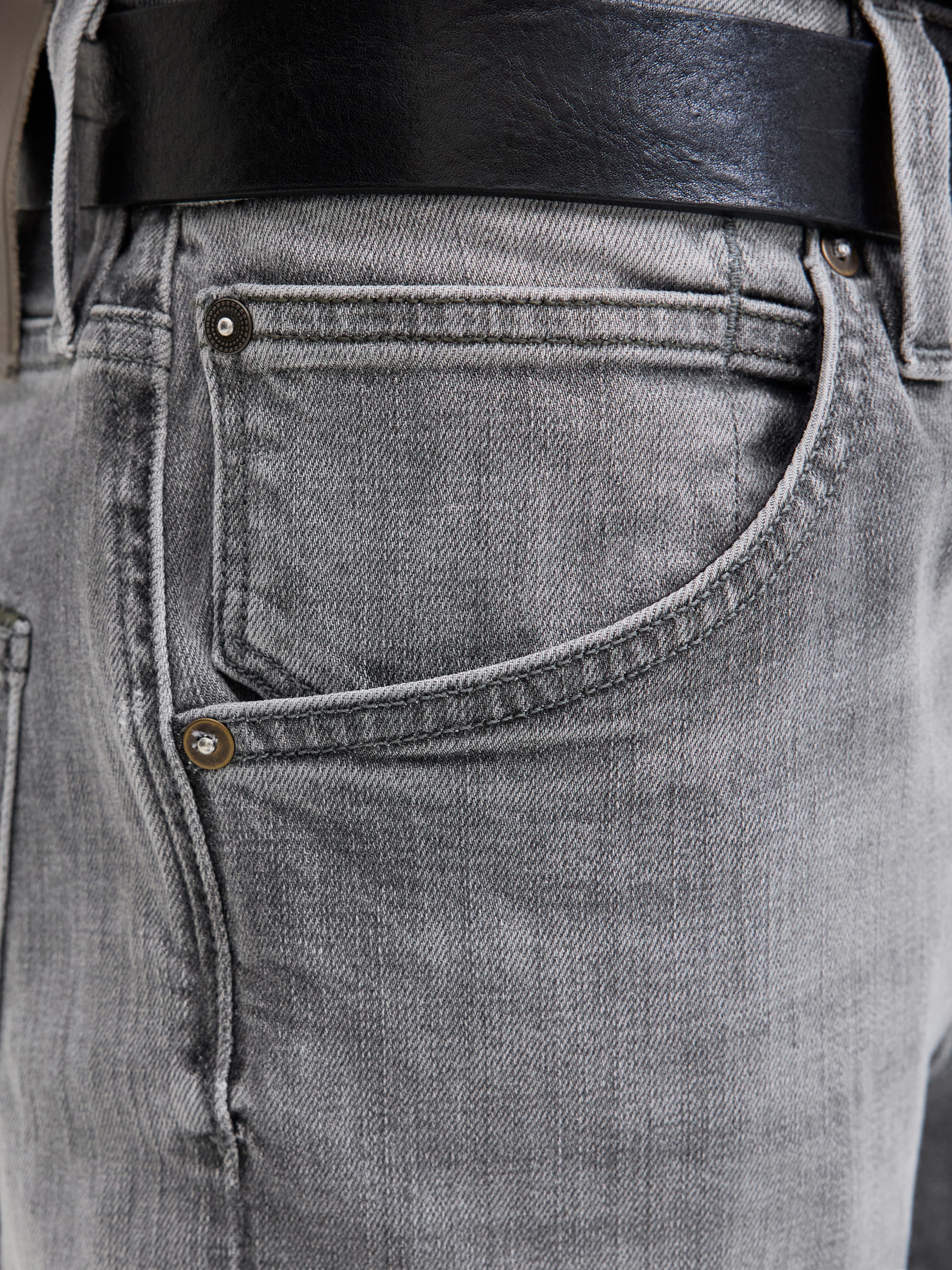 Jack & Jones Comfort fit jeans JJIMIKE JJFOX CB 08