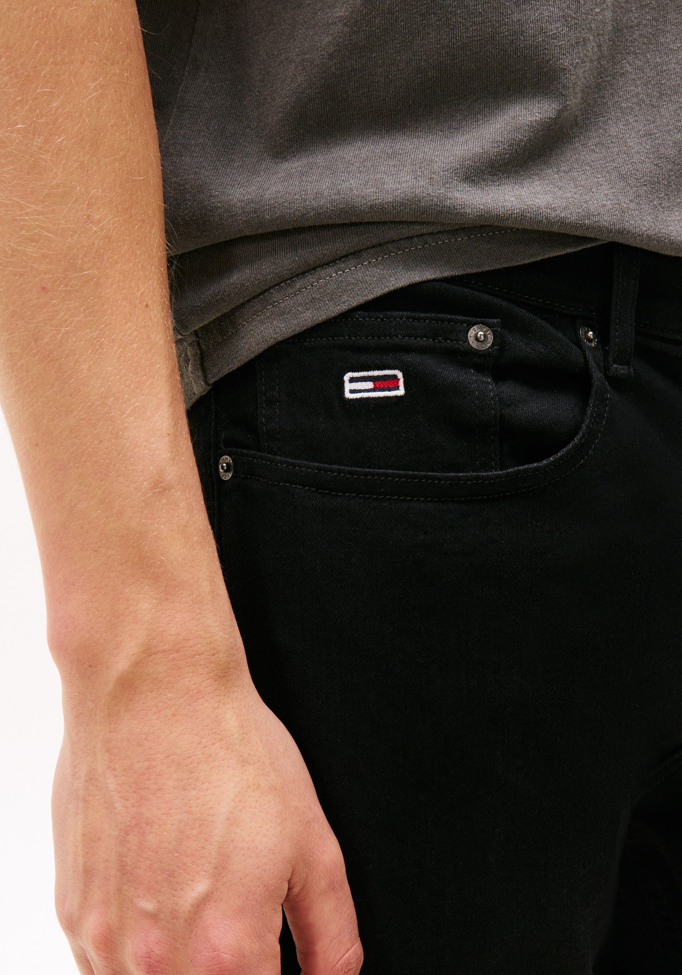 TOMMY JEANS Slim fit jeans AUSTIN SLIM TPRD smal toelopende pijpen