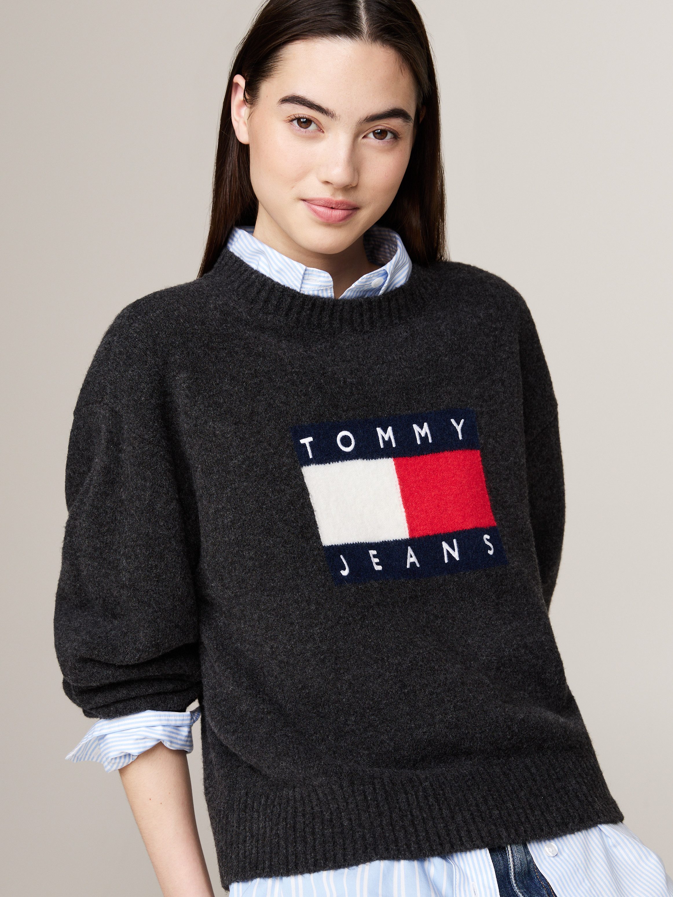 Tommy Jeans Curve Gebreide trui TJW MELANGE FLAG SWEATER EXT in grote maten, met wolpercentage en elastaan