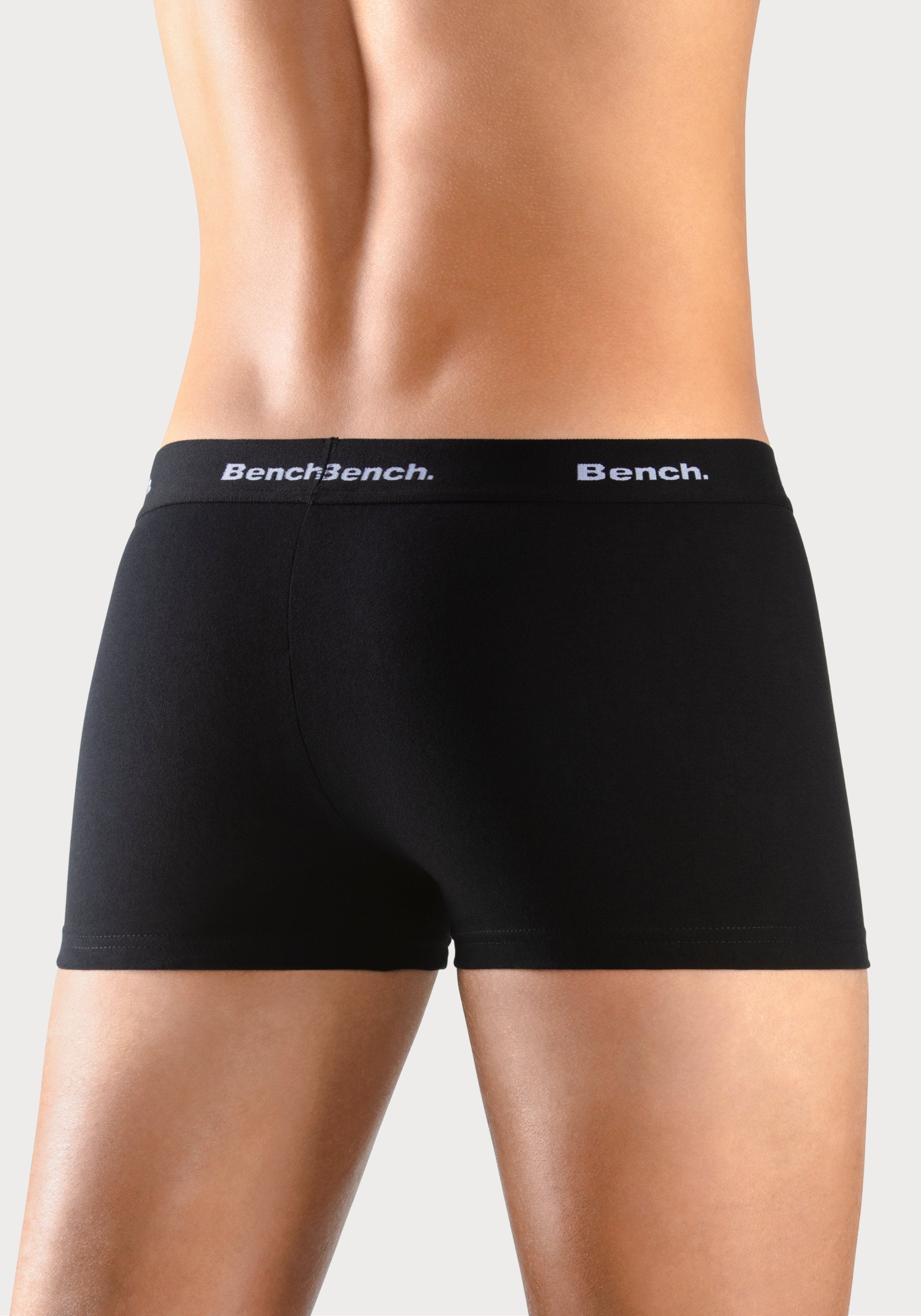 Bench. Hipster strak zittende boxershorts van katoenmix (set, 4 stuks)
