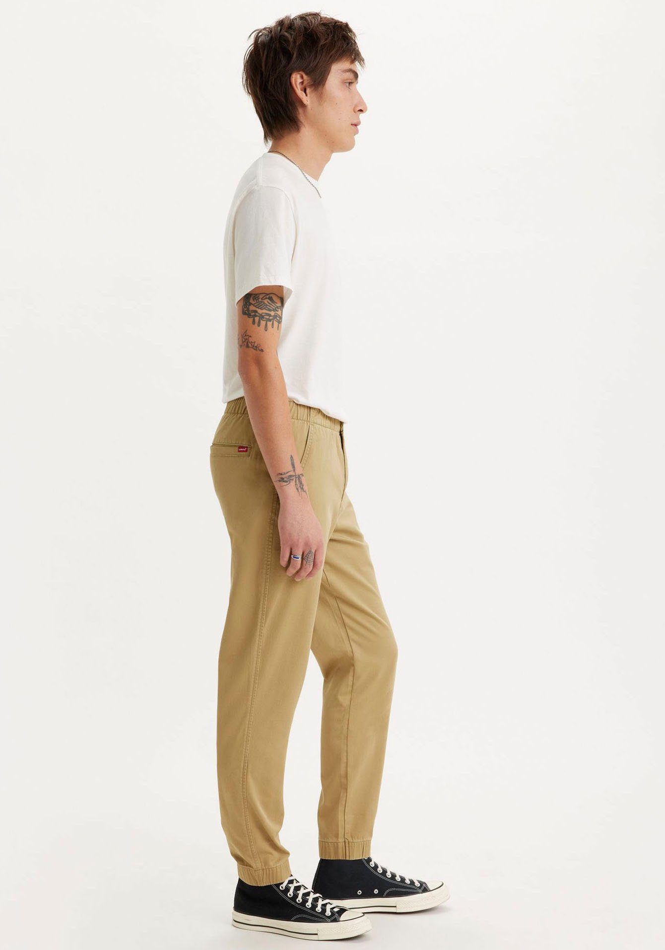 Levi's® Chino LE XX CHINO JOGGER III in eenkleurig voor eenvoudig stylen