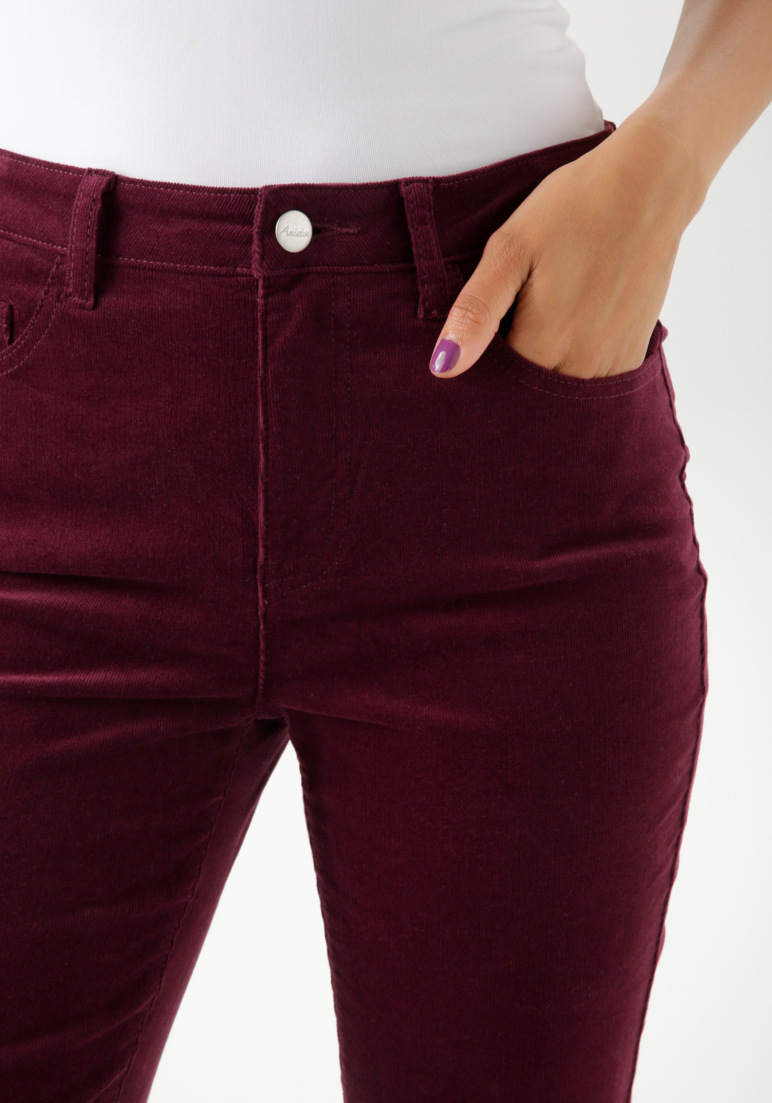 Aniston CASUAL Cordbroek in trendy bootcut-vorm