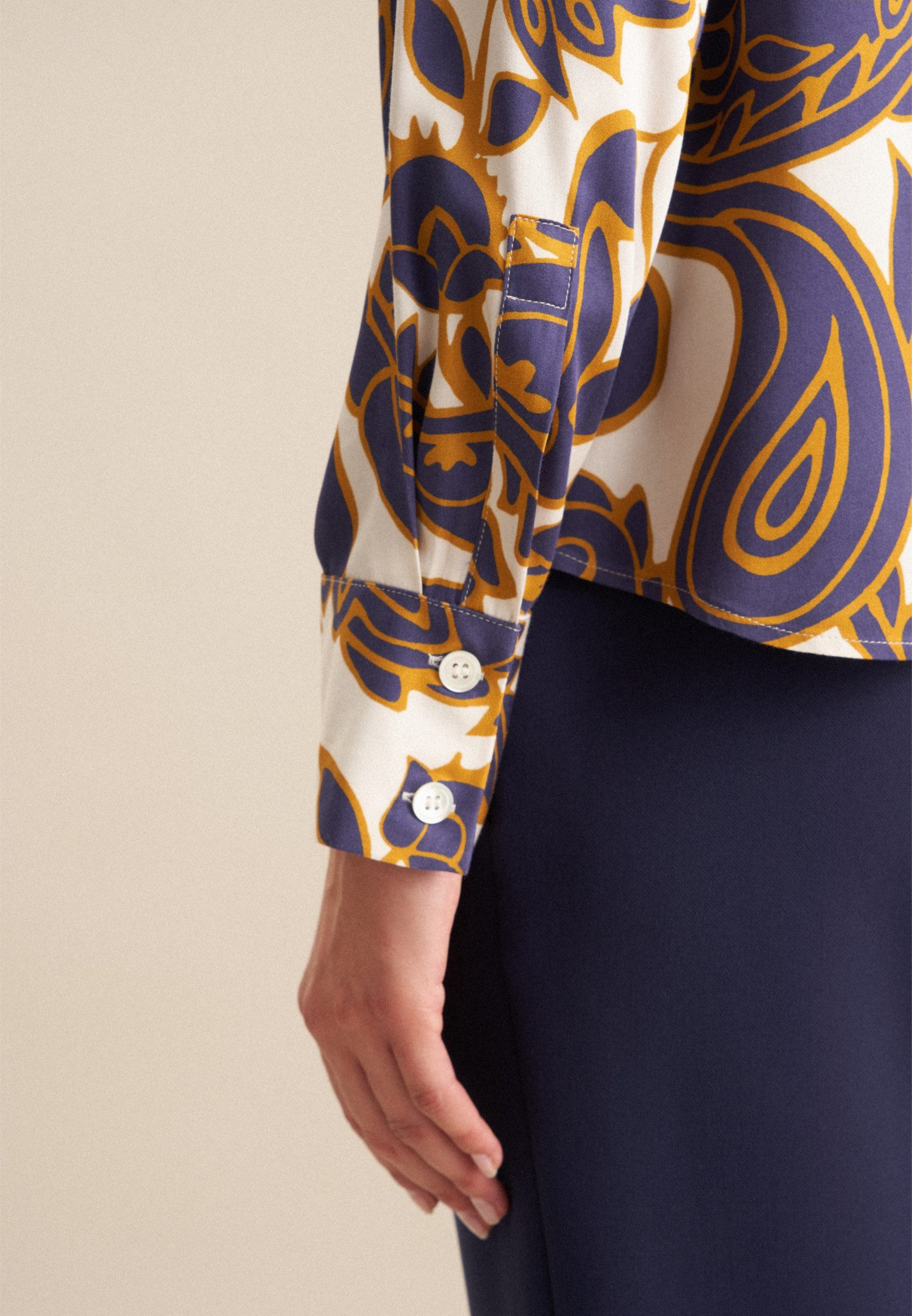 seidensticker Overhemdblouse Zwarte roos Lange mouwen kraag paisley
