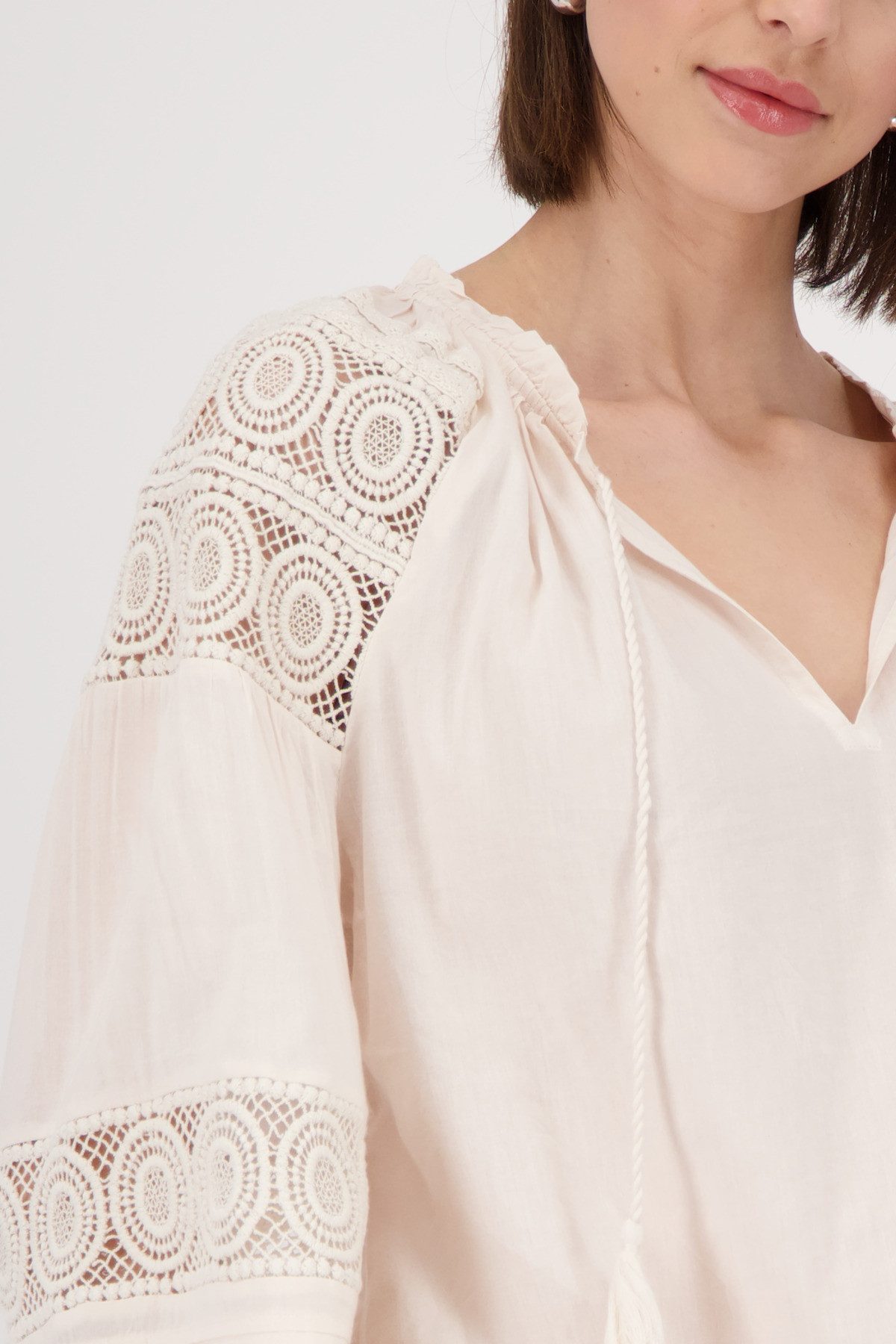 Monari Blouse zonder sluiting met kant