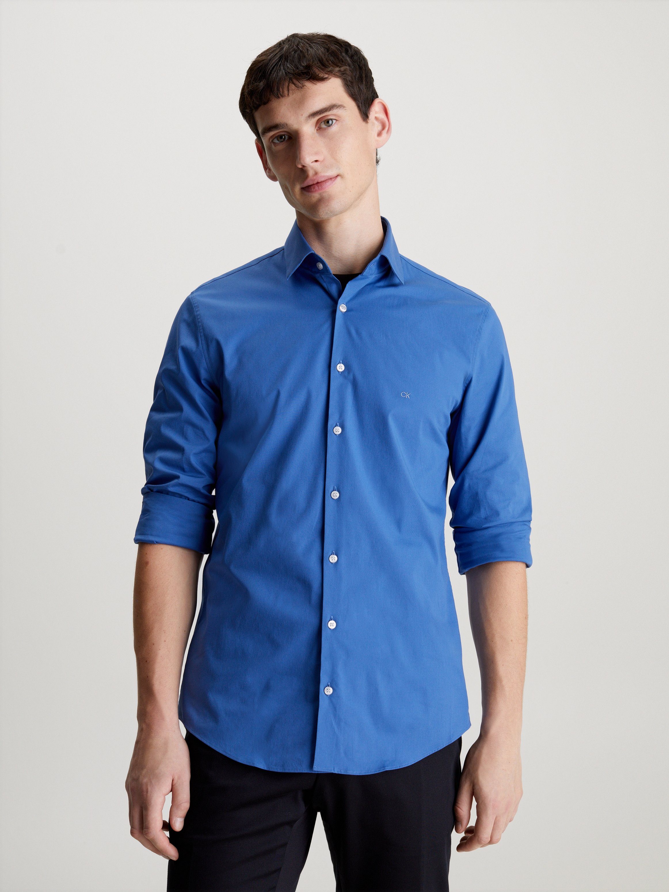 Calvin Klein Businessoverhemd POPLIN STRETCH SLIM SHIRT met kent-kraag logoprint op borsthoogte