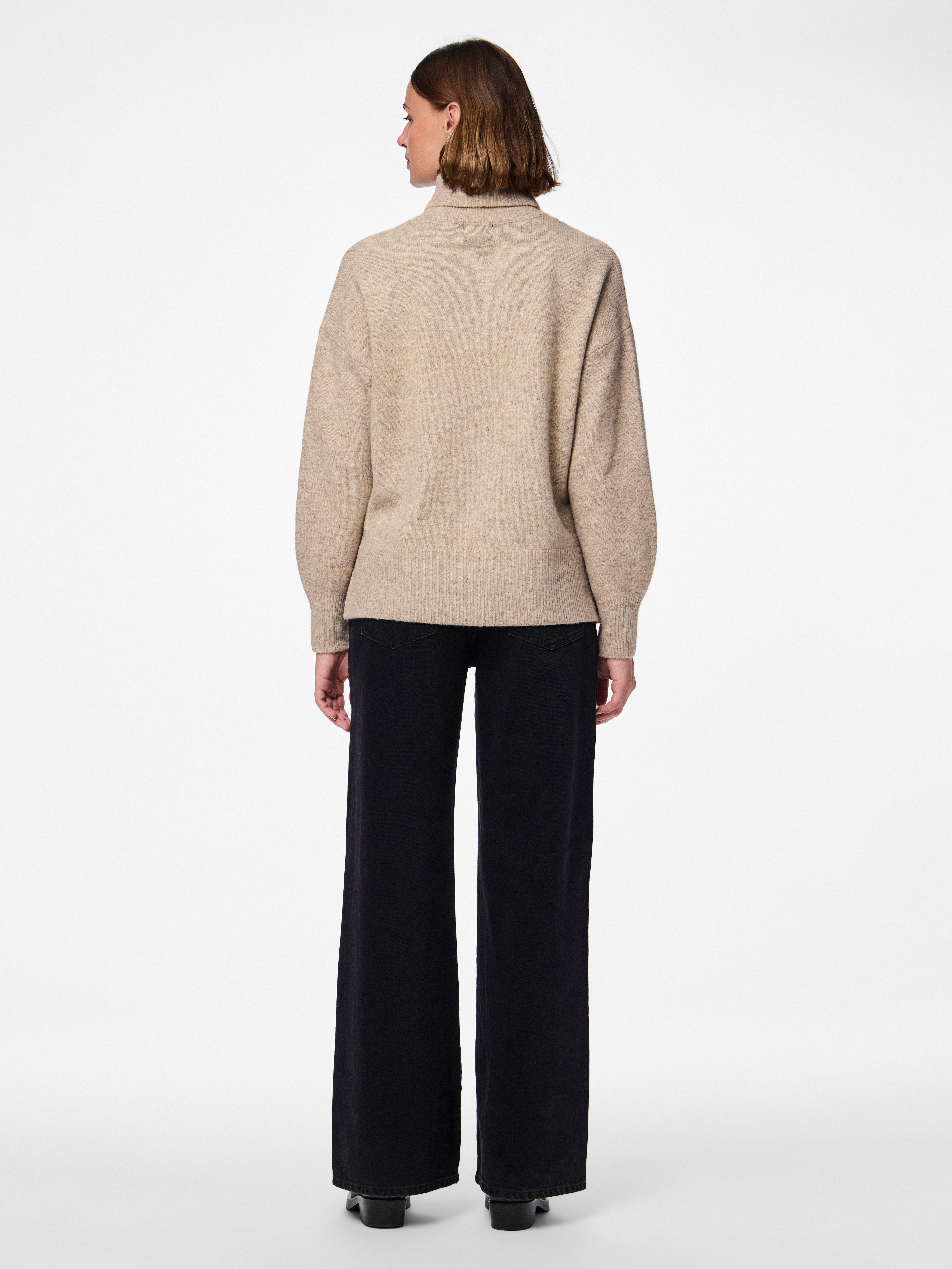 pieces Coltrui PCMALOU LS ROLLNECK KNIT NOOS BC