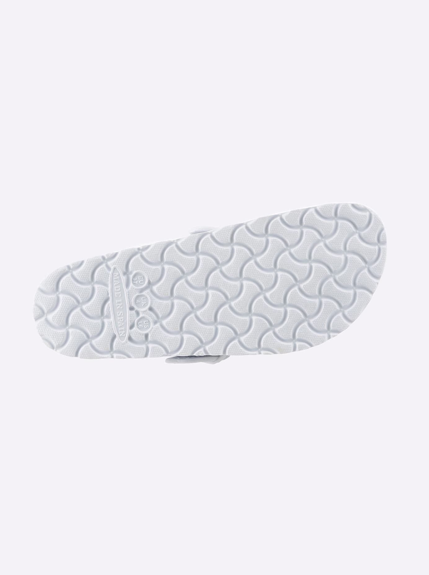 Casual Looks Slippers