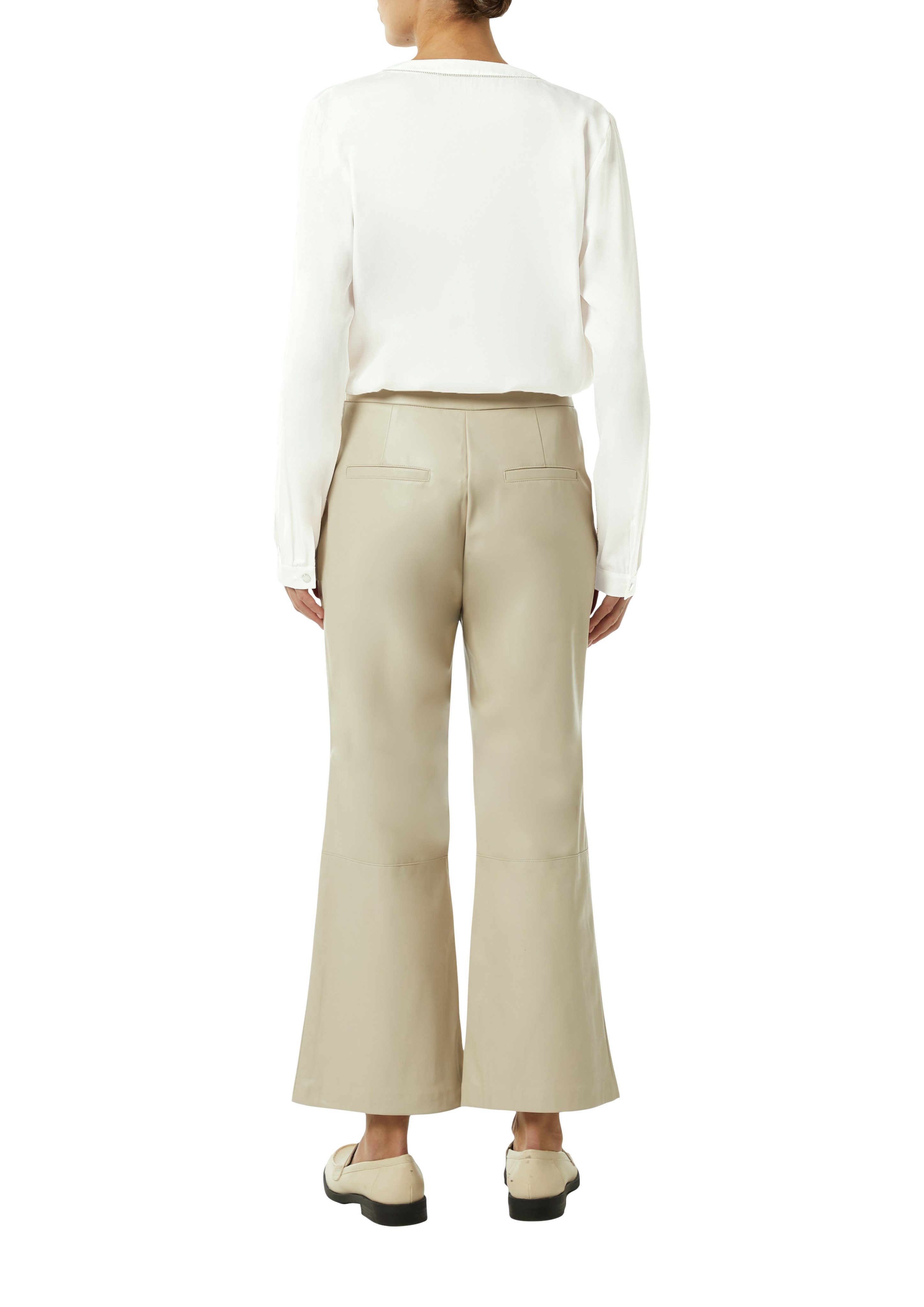 Comma Satijnen blouse met sierdetail aan de halslijn