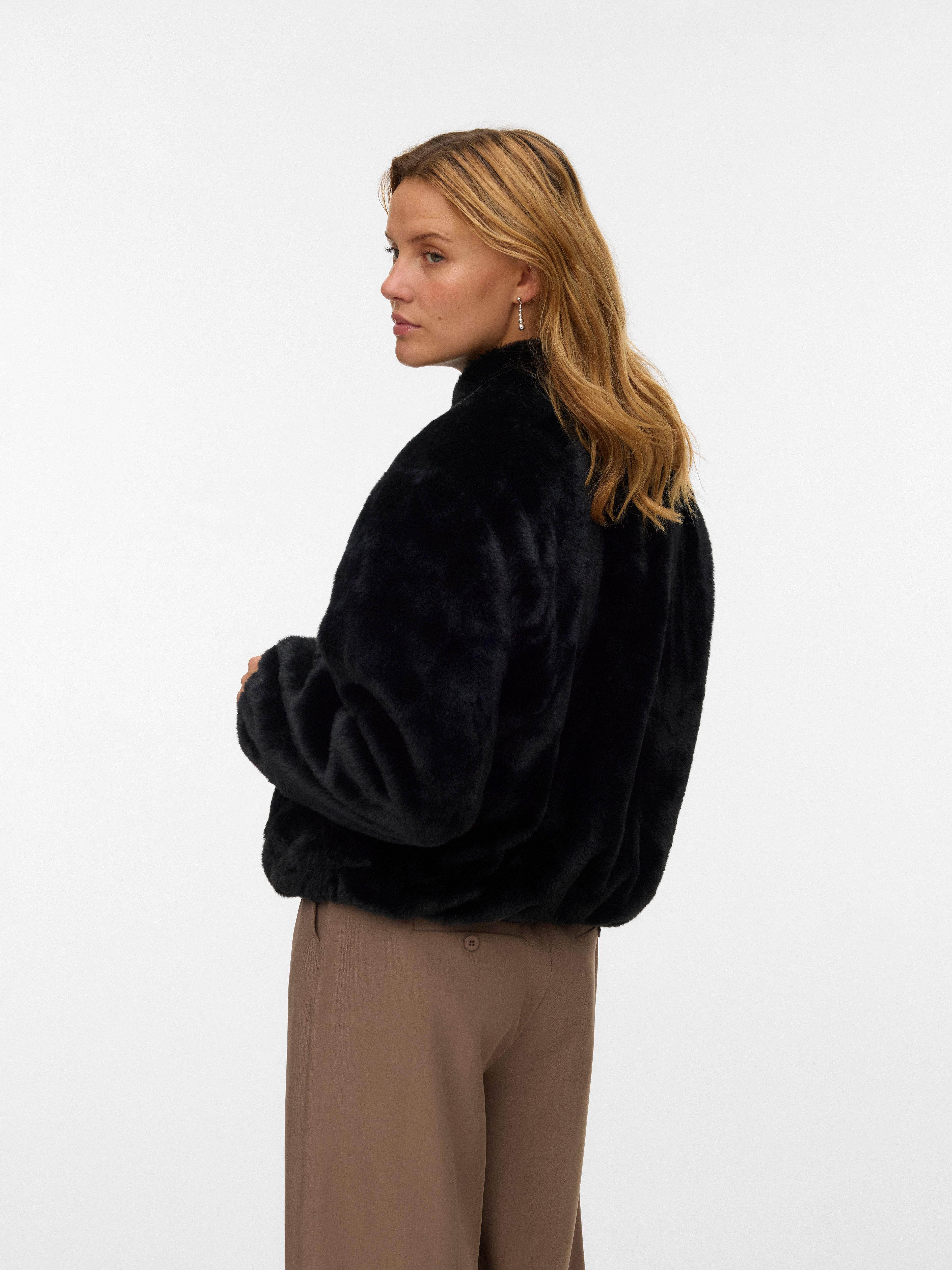 Vero Moda Jack van imitatiebont VMSONJALIGA SHORT JACKET GA BOO