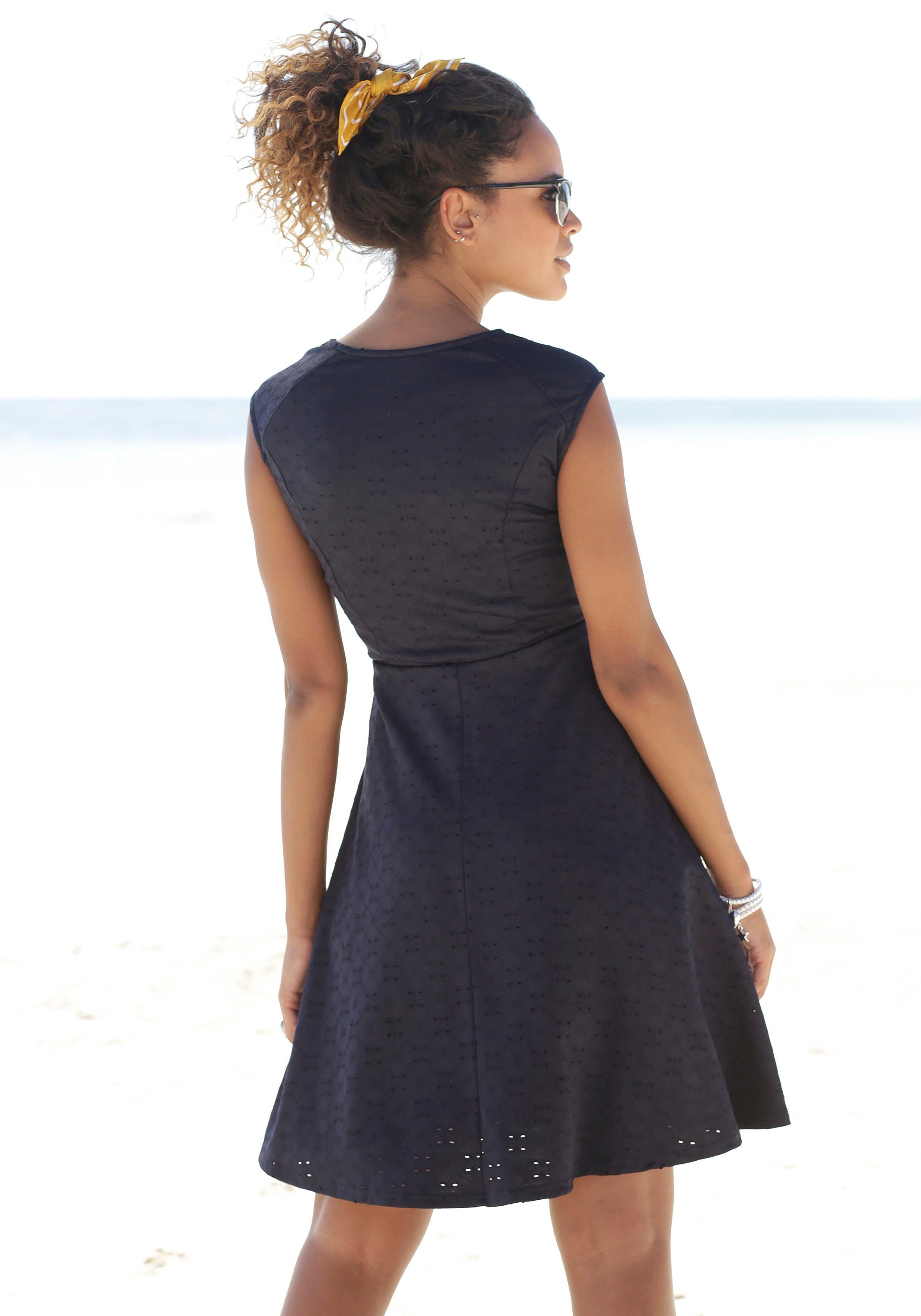 Beachtime Zomerjurk met geborduurde oogjes, elegante jersey jurk, strandjurk
