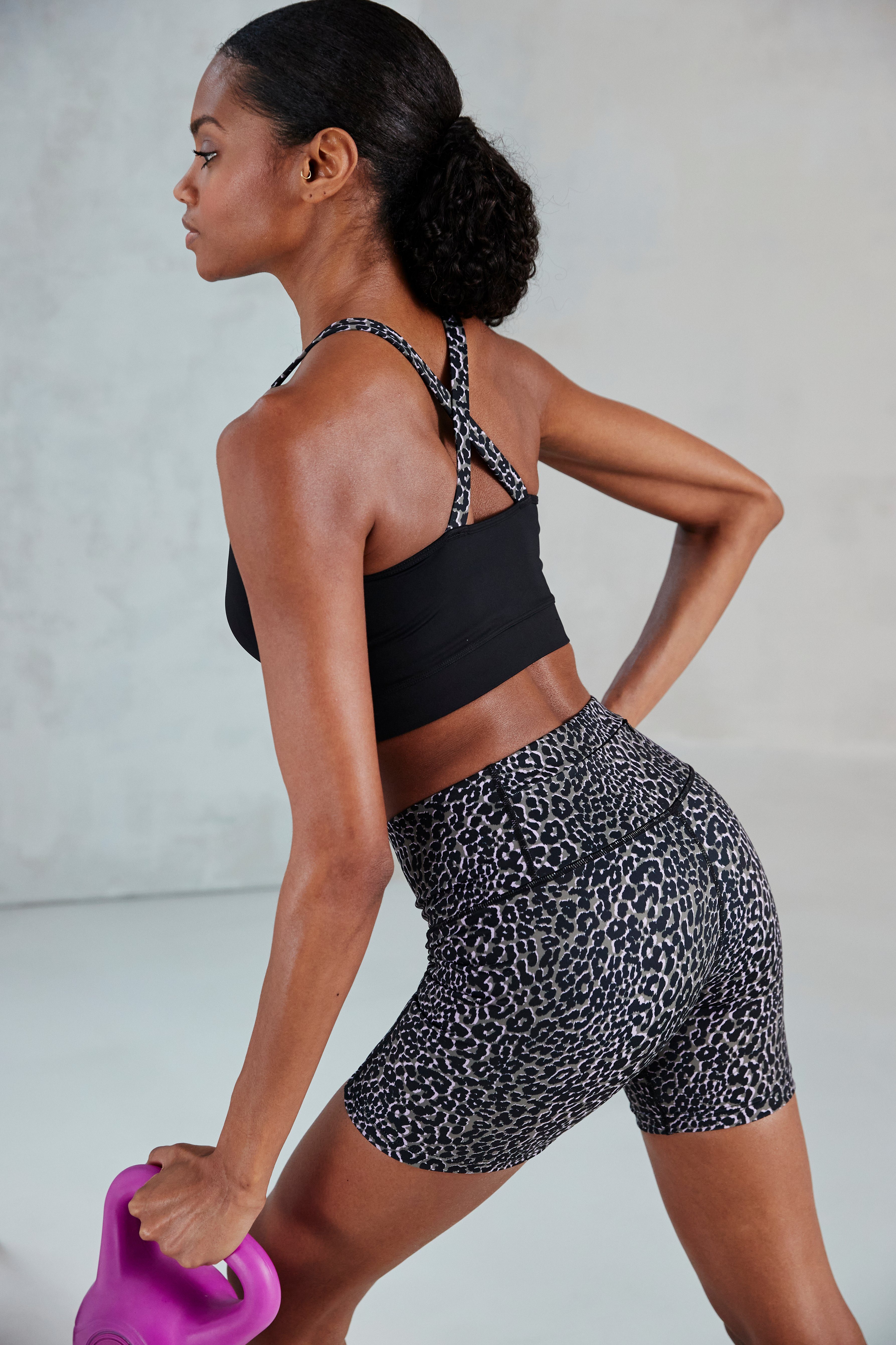 active by Lascana Short -Fietsbroek Fietshose in leeuw-patroon