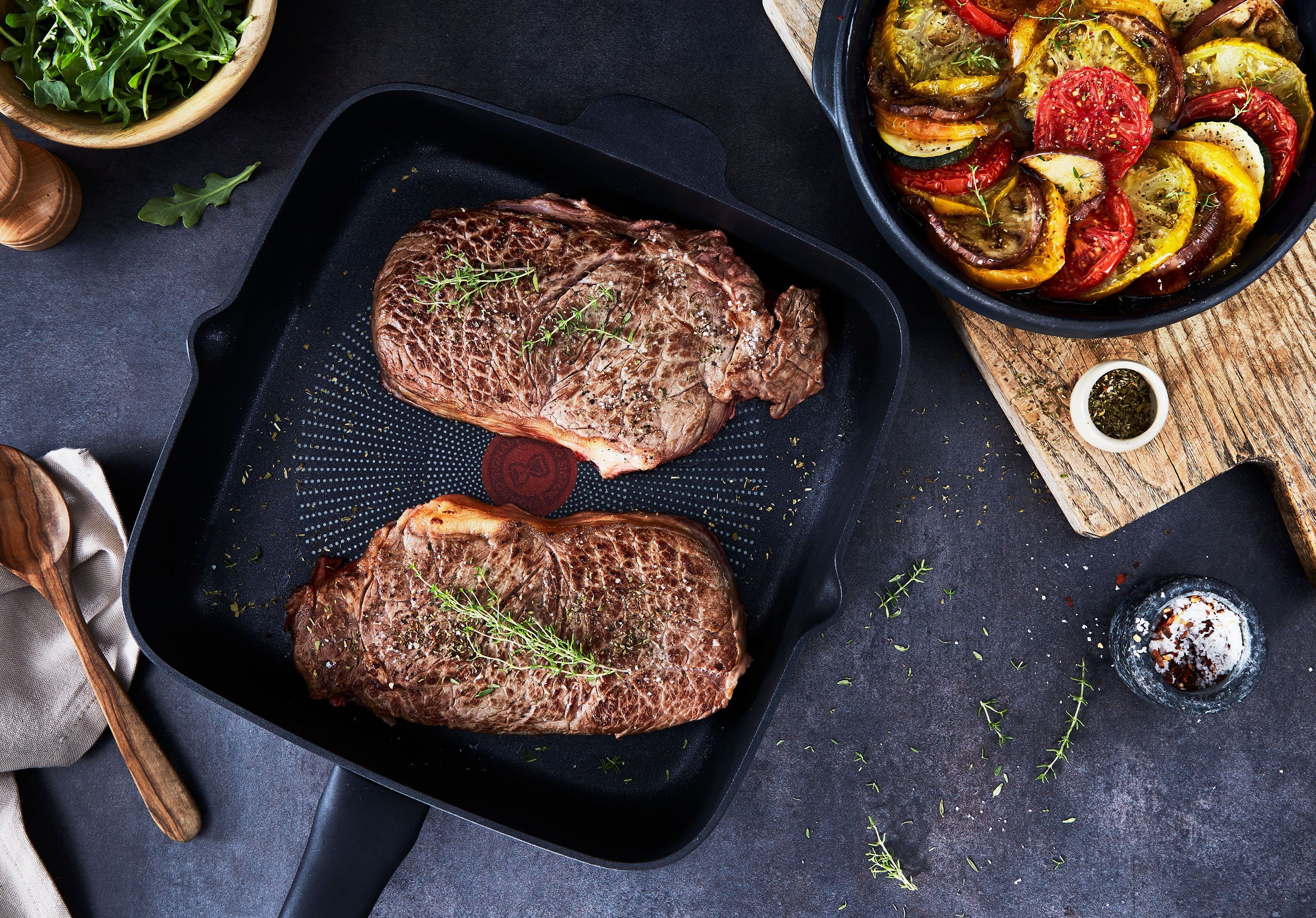 Tefal Koekenpan Unlimited On vierkant, inductiegeschikt met antiaanbaklaag Thermo-signaal bij ideale baktemperatuur, geschikt voor alle kookplaten (1-delig)