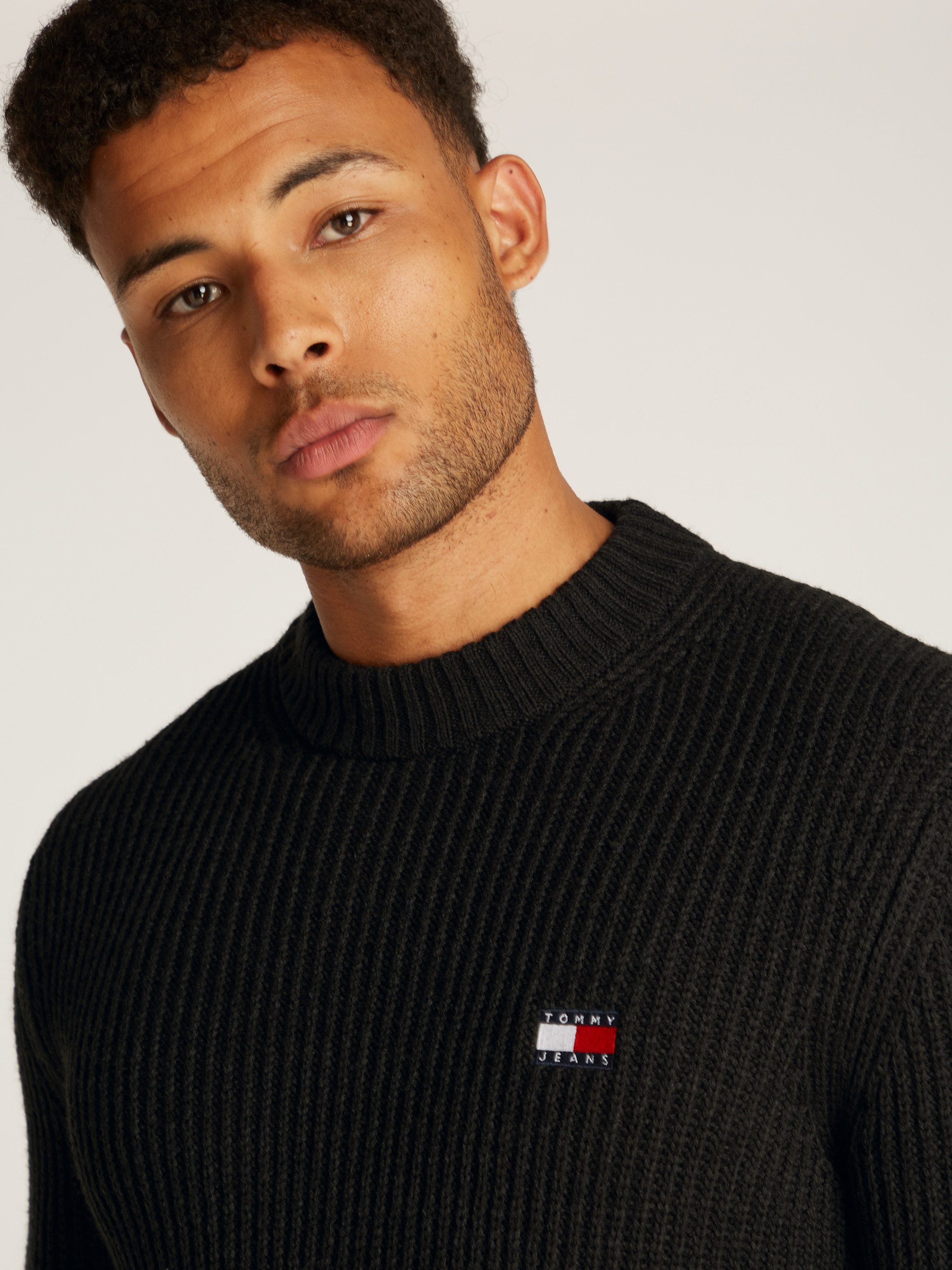 TOMMY JEANS Trui met ronde hals TJM REG BADGE TEXTURED CNECK EXT