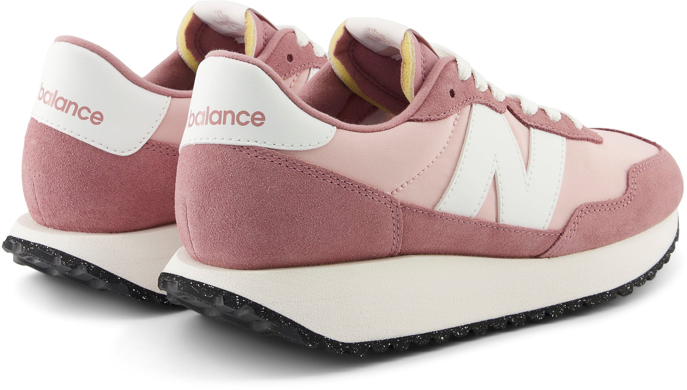 New Balance Sneakers 237