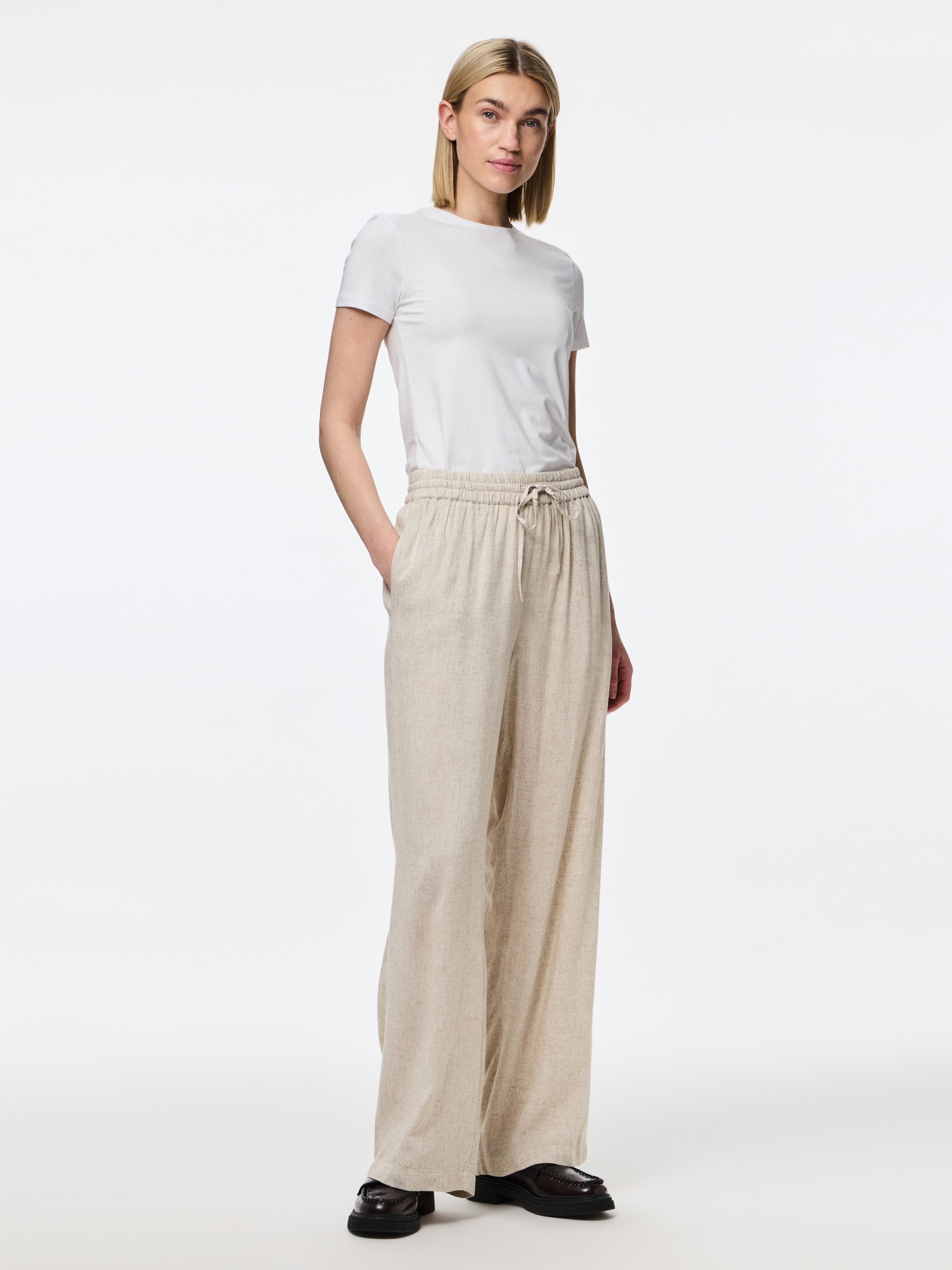 pieces Comfortbroek PCPIA HW WIDE PANTS WVN NOOS