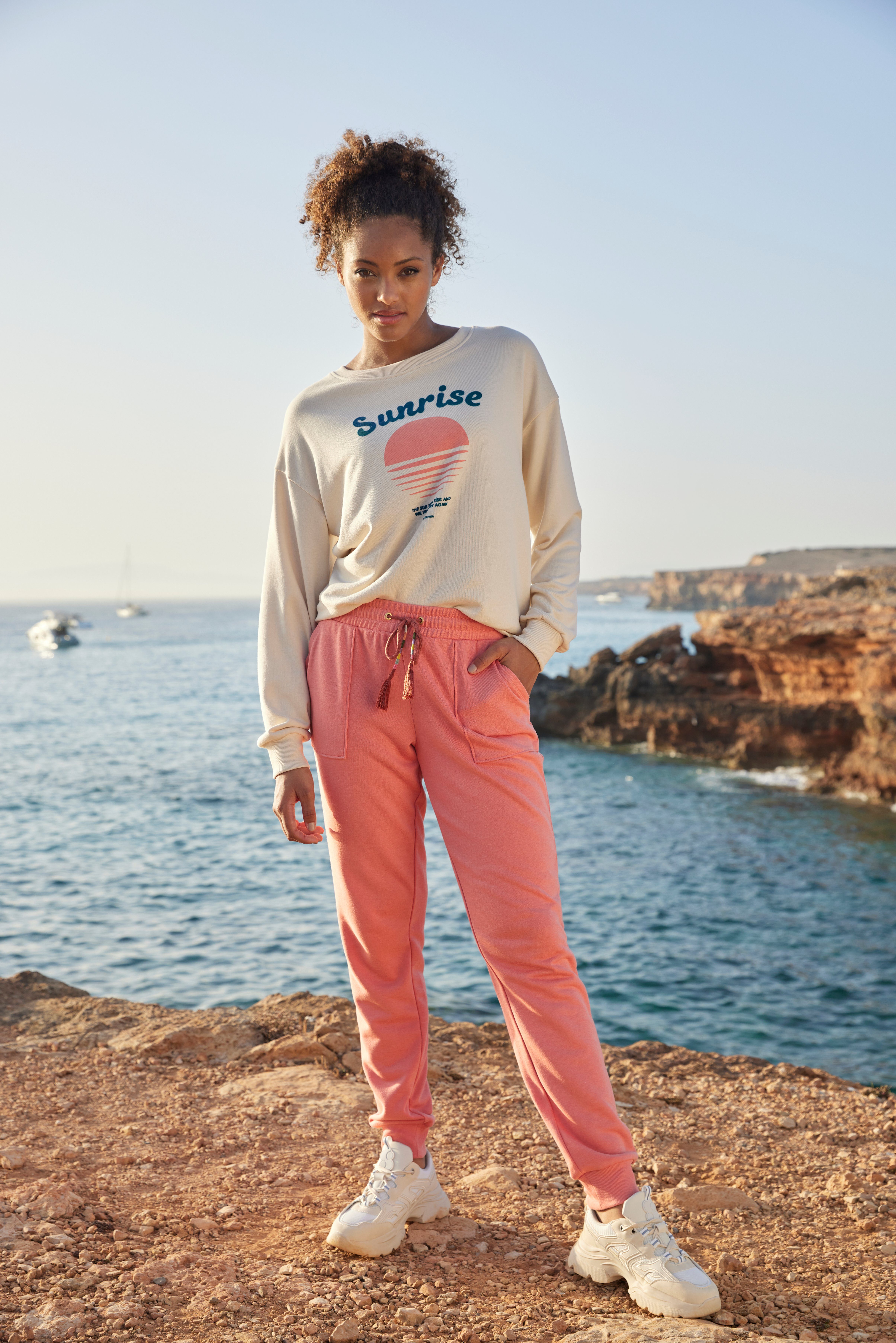 Vivance Sweater -Pullover met mooie frontprint, loungewear