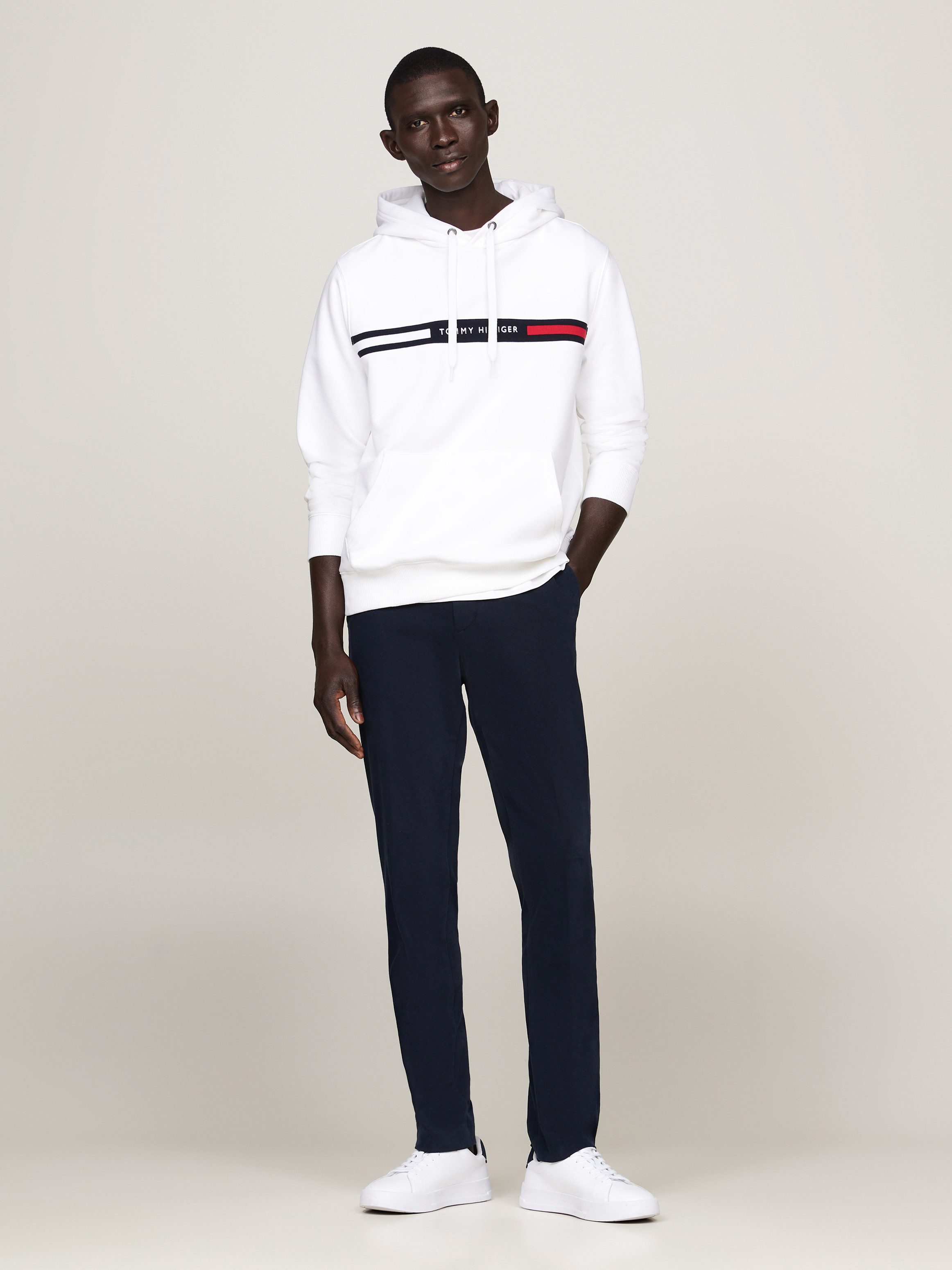 Tommy Hilfiger Hoodie HILFIGER CHEST INSERT HOODY met capuchon, kangoeroezak, logo-inscriptie