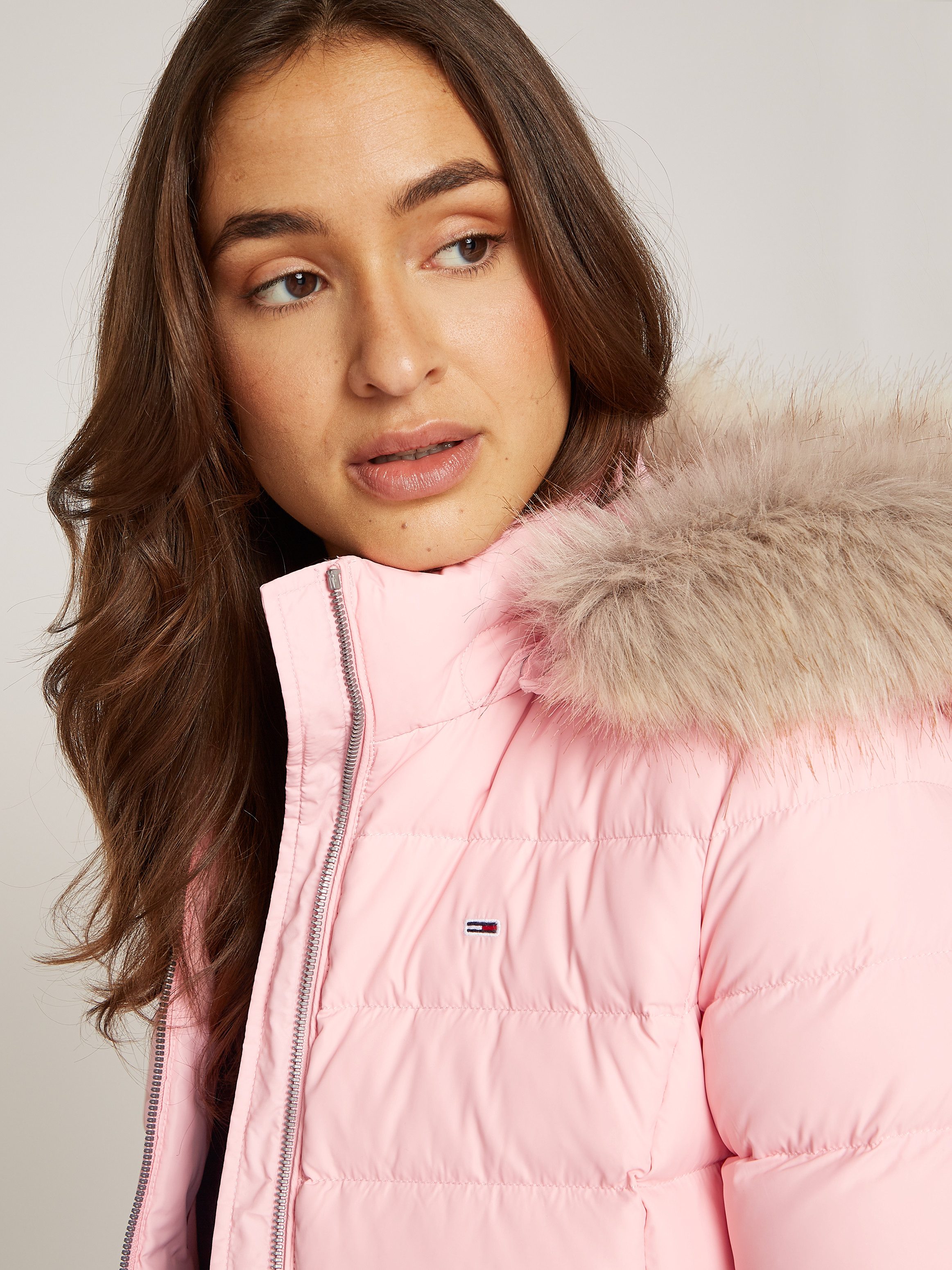TOMMY JEANS Gewatteerde jas TJW BASIC HOODED DOWN JACKET EXT