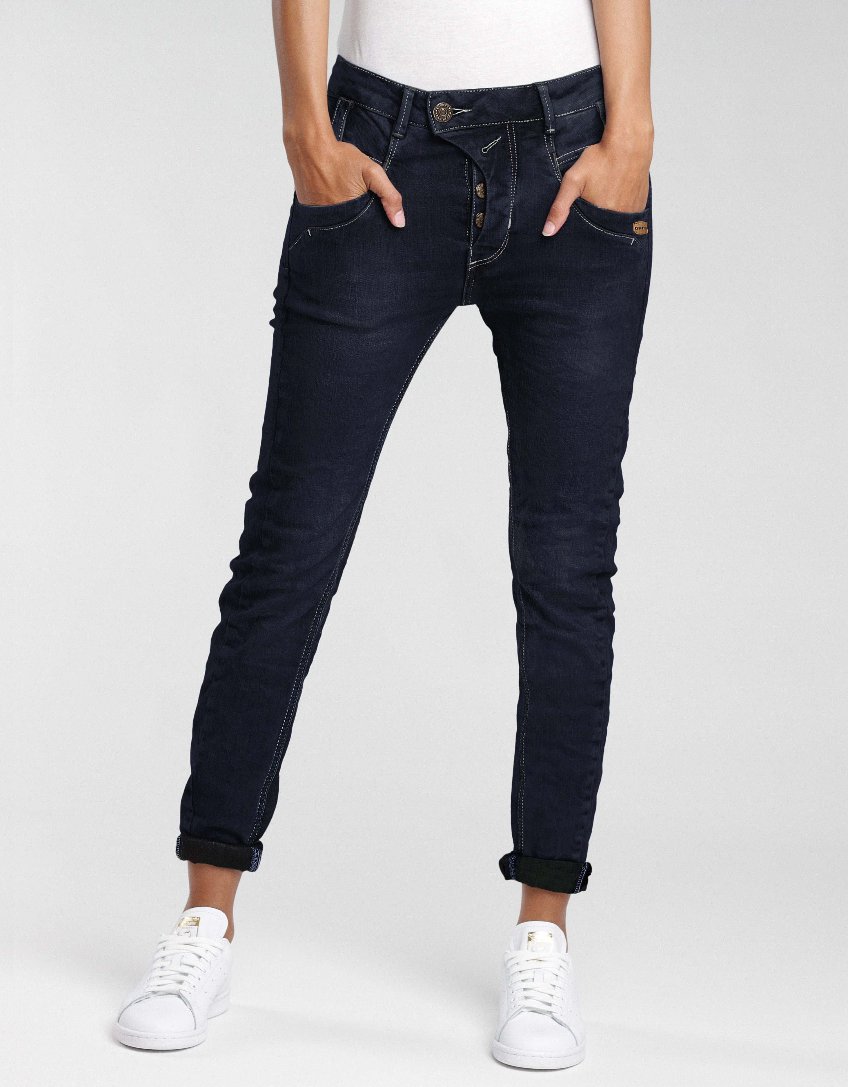 GANG Slim fit jeans 94Marge met bijzondere 4-knoopssluiting