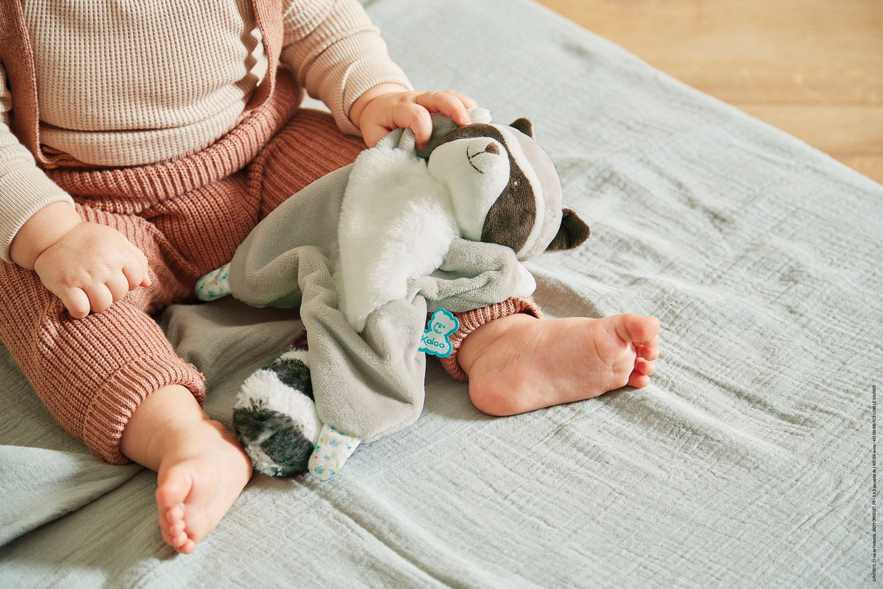 Kaloo Knuffeldoek Wasbeer Gaston