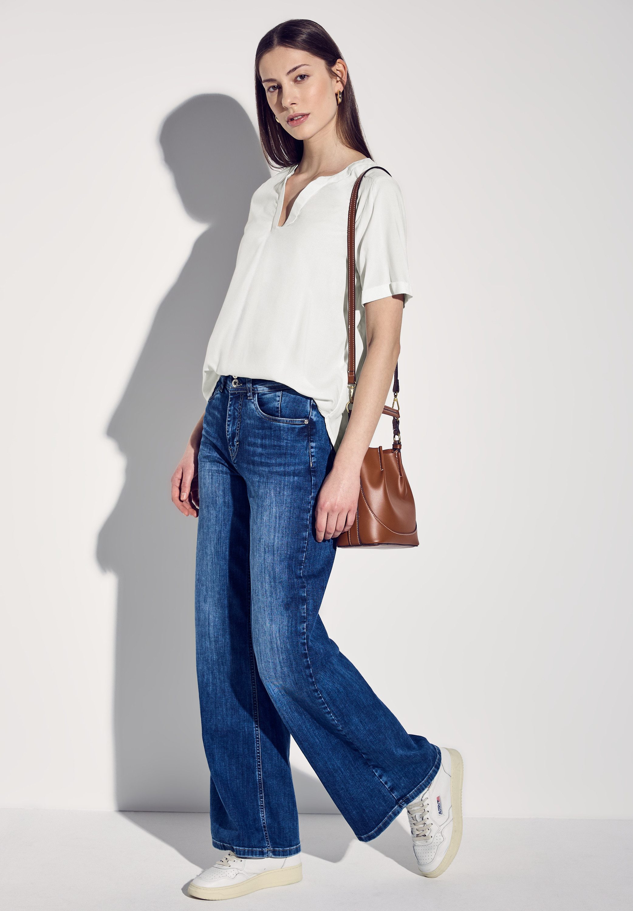 STREET ONE Blouse met korte mouwen met ingesneden ronde hals
