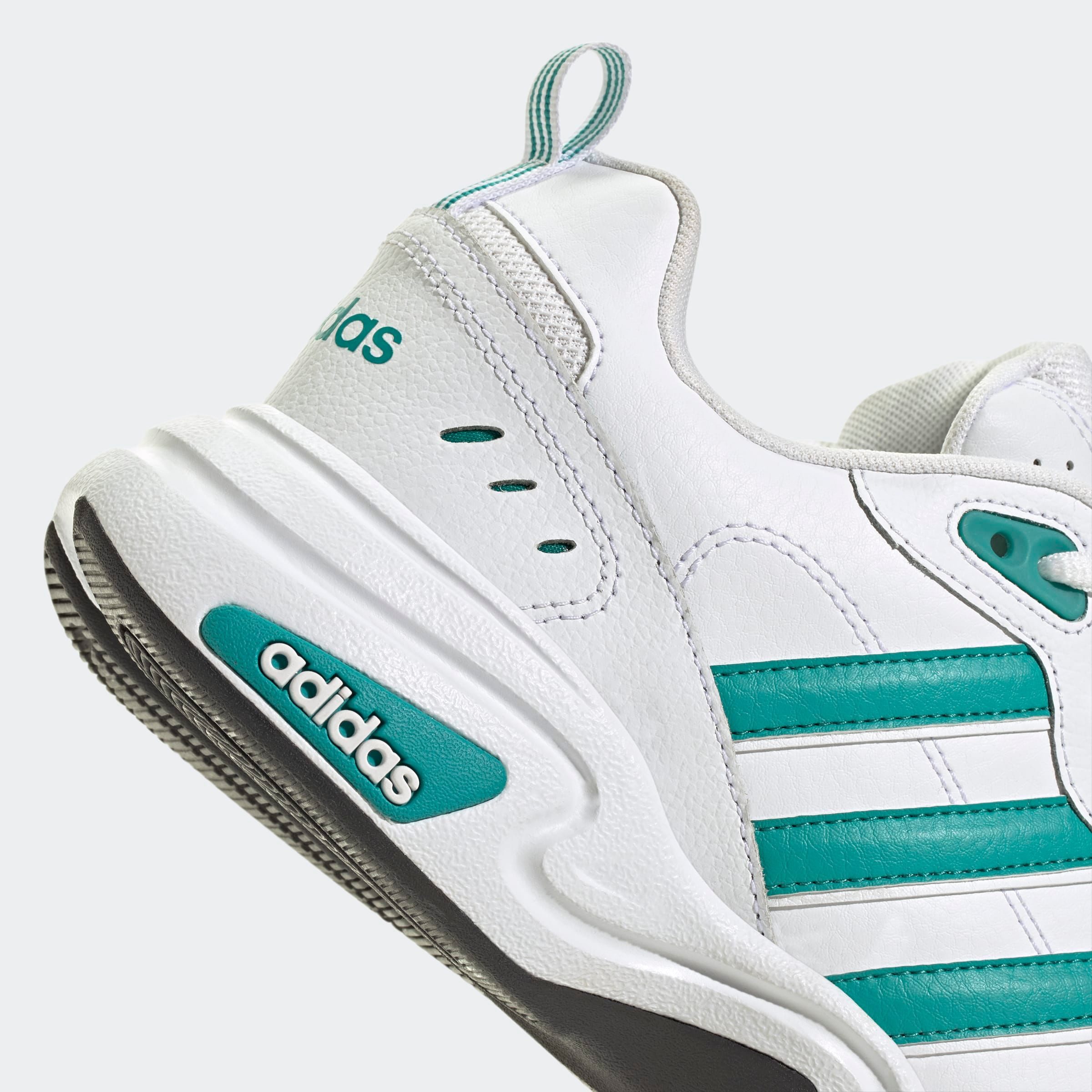 adidas Sportswear Sneakers STRUTTER