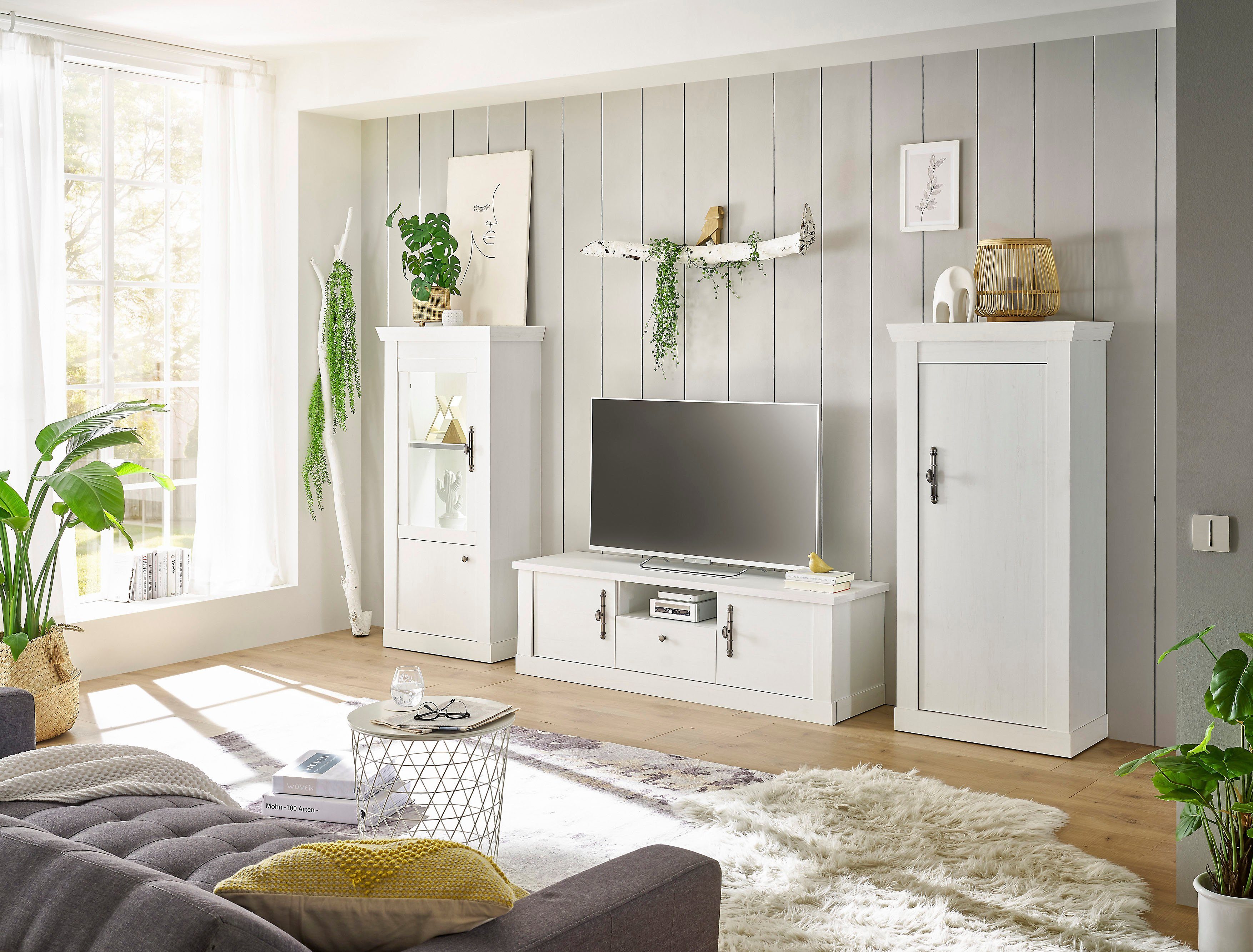 Home affaire Highboard Ravenna in romantische landelijke stijl, metalen handgreep, hoogte 146 cm
