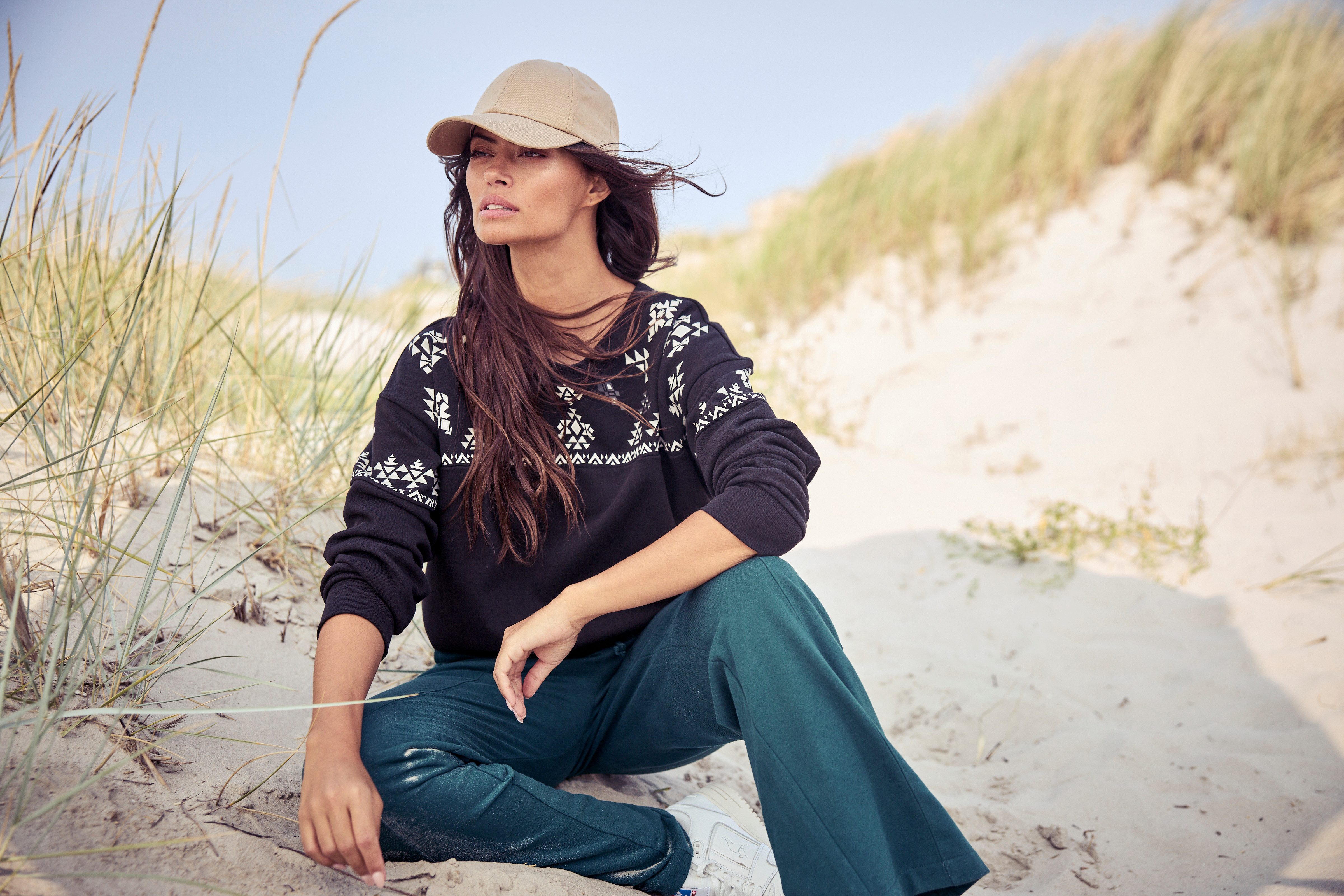KangaROOS Joggingbroek met wijde pijpen - nieuwe kleuren