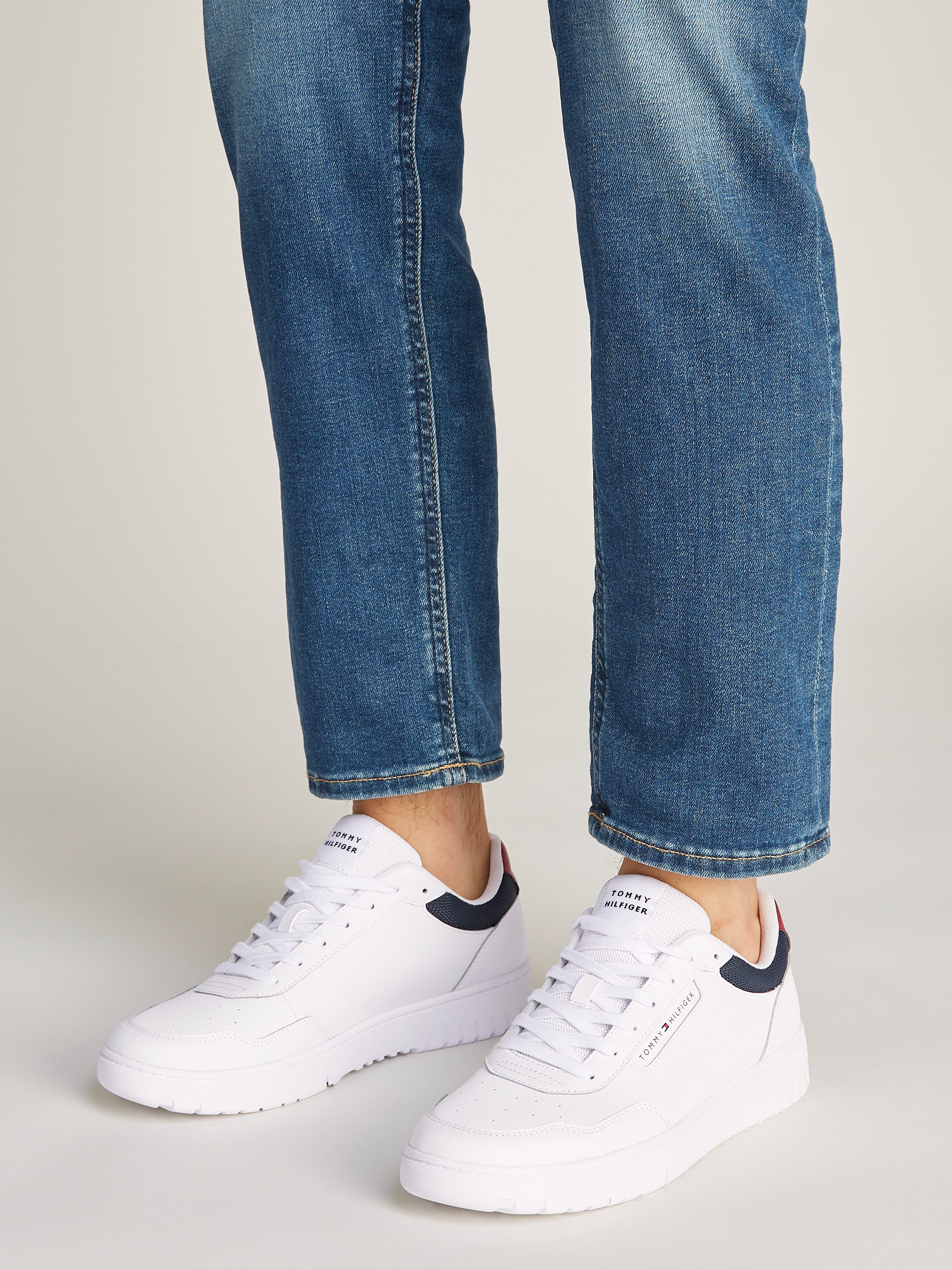 Tommy Hilfiger Sneakers TH BASKET CORE LITE LTH , vrijetijdsschoen, veterschoen, lage schoen met gevoerde schacht
