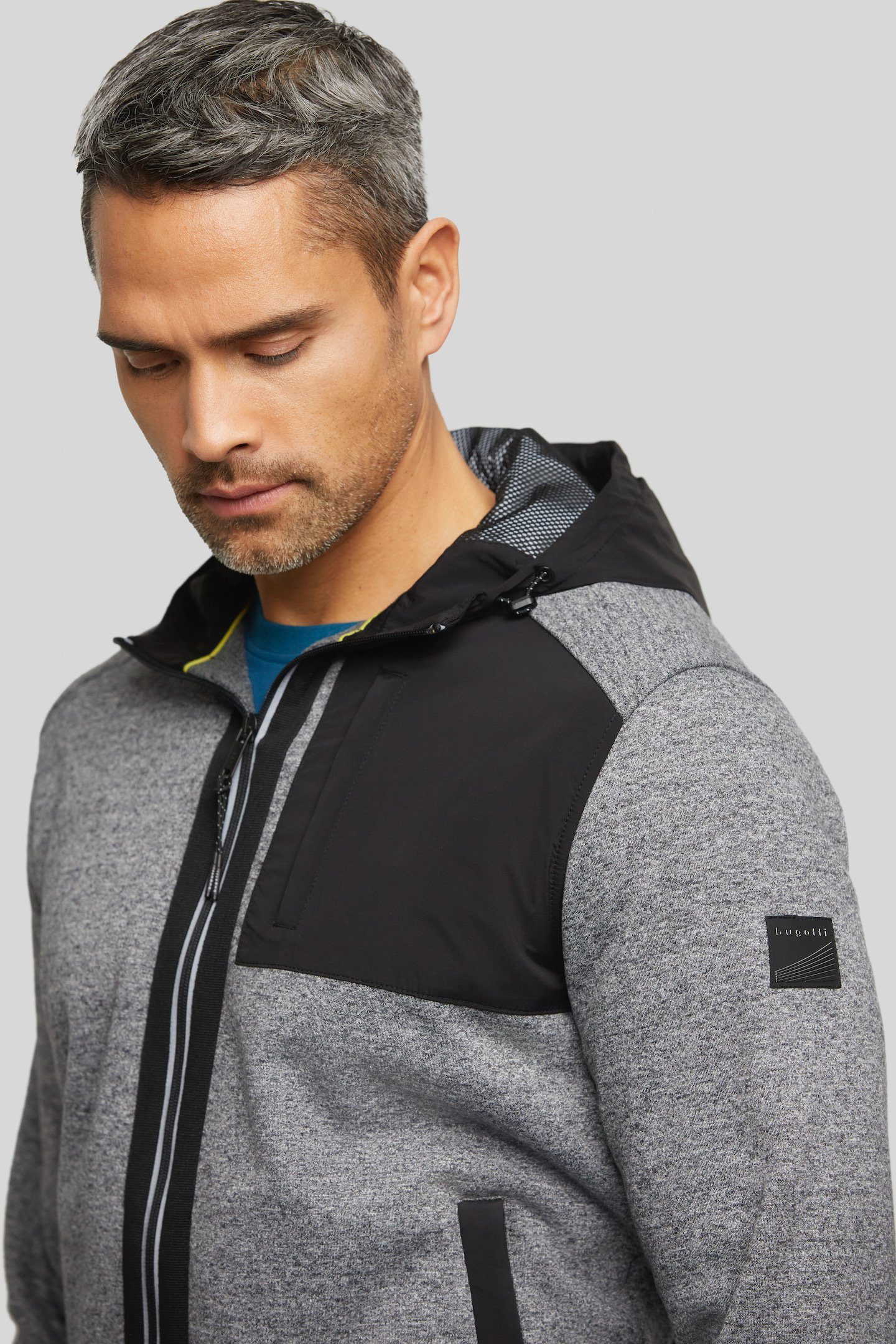 Bugatti Sweatvest met een capuchon