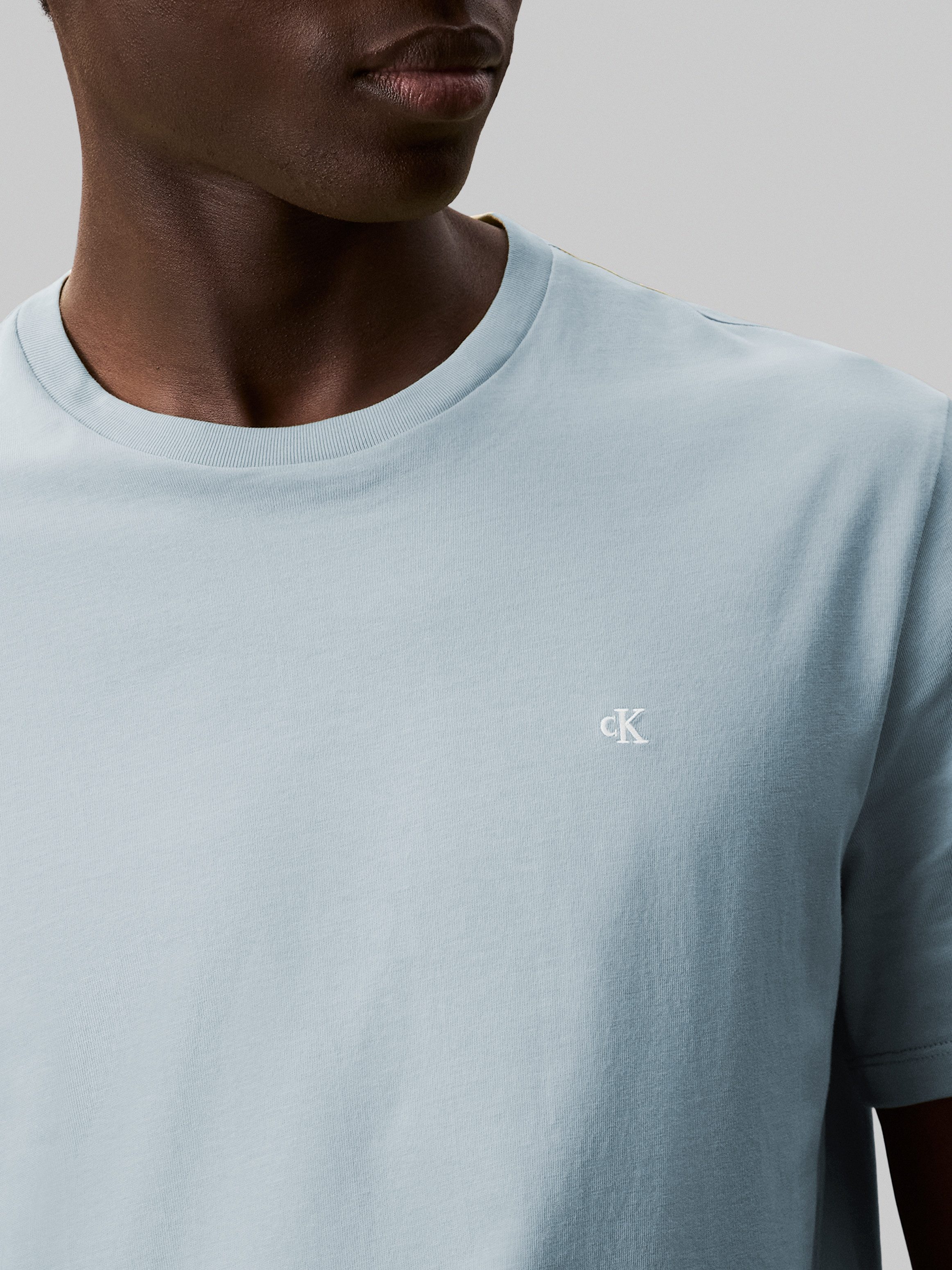 Calvin Klein T-shirt SS SMOOTH CTTN SOLID CREWNK TEE