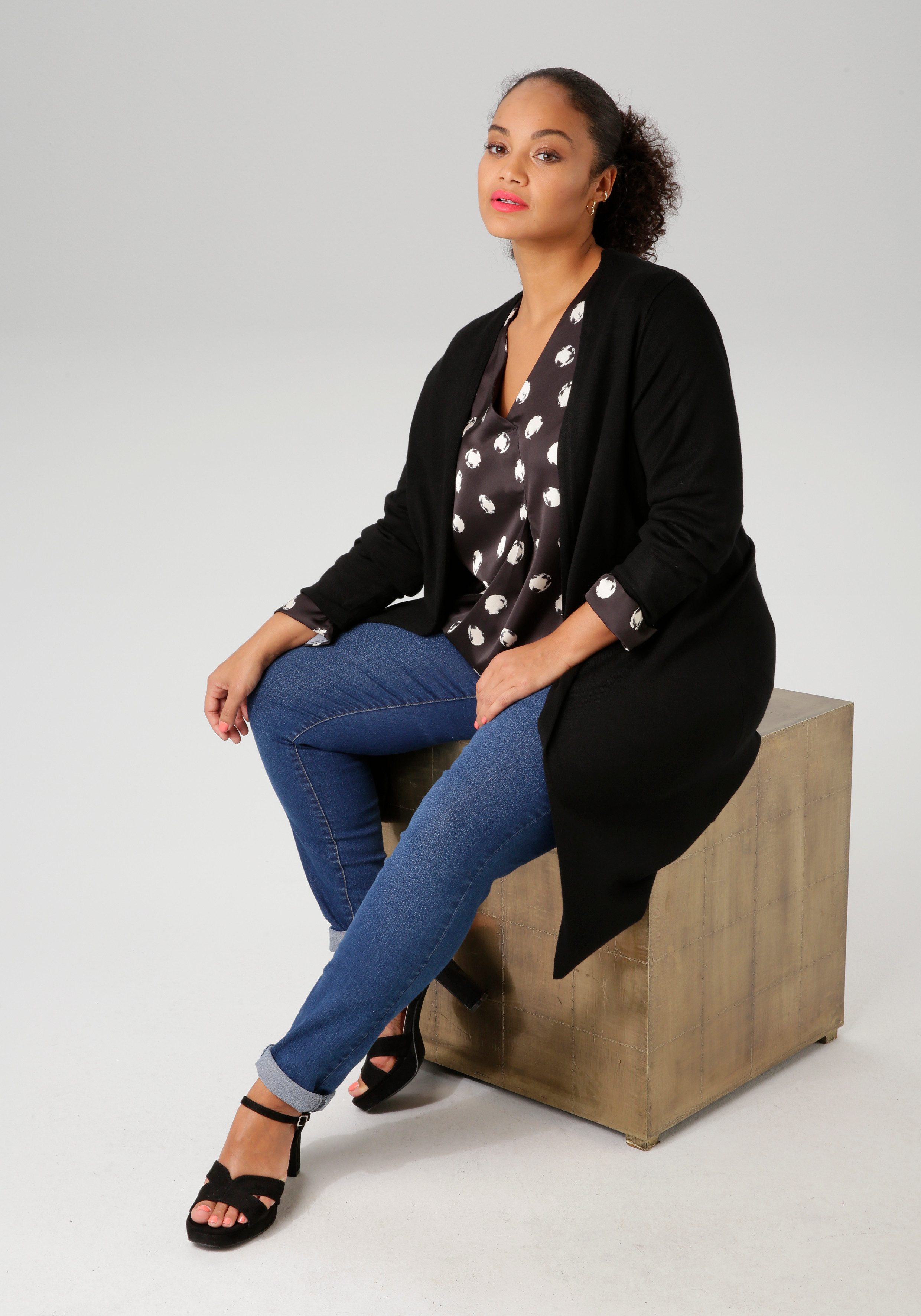 Aniston PLUS Blouse zonder sluiting met v-hals