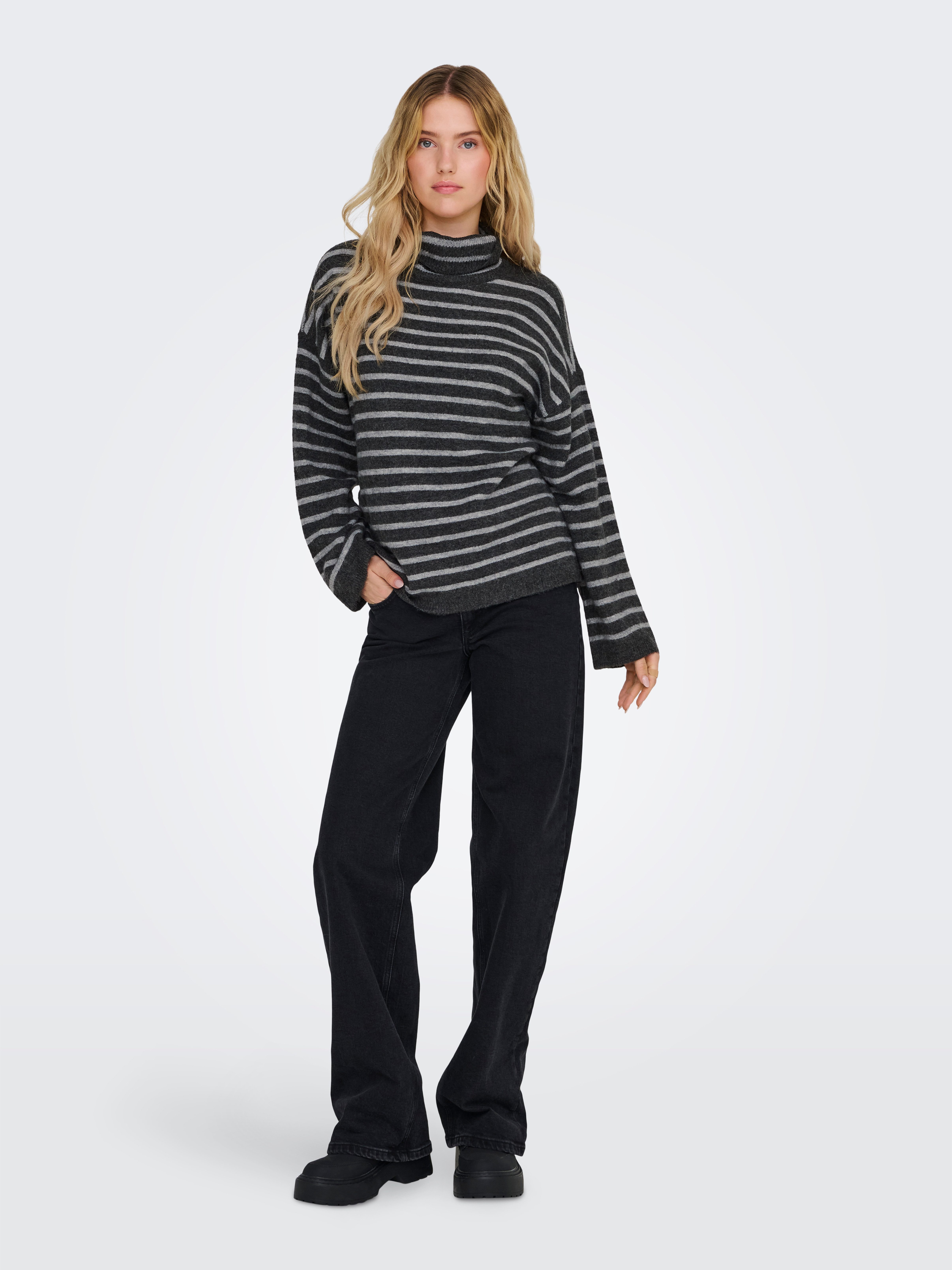 Only Coltrui ONLTALIO LS STRIPE ROLLNECK BF KNT
