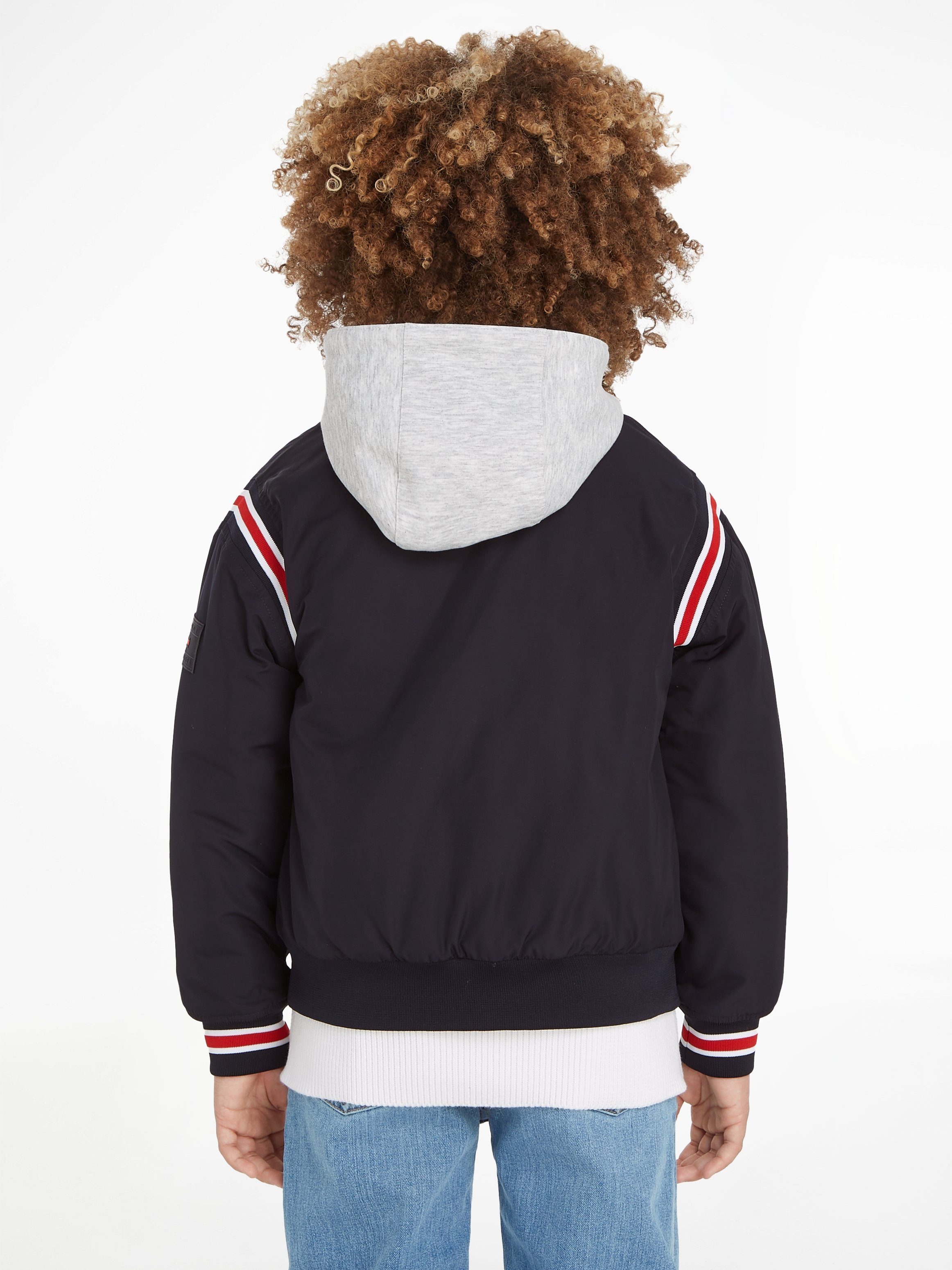 Tommy Hilfiger Bomberjack TH LOGO BOMBER JACKET met logoborduursel op borsthoogte