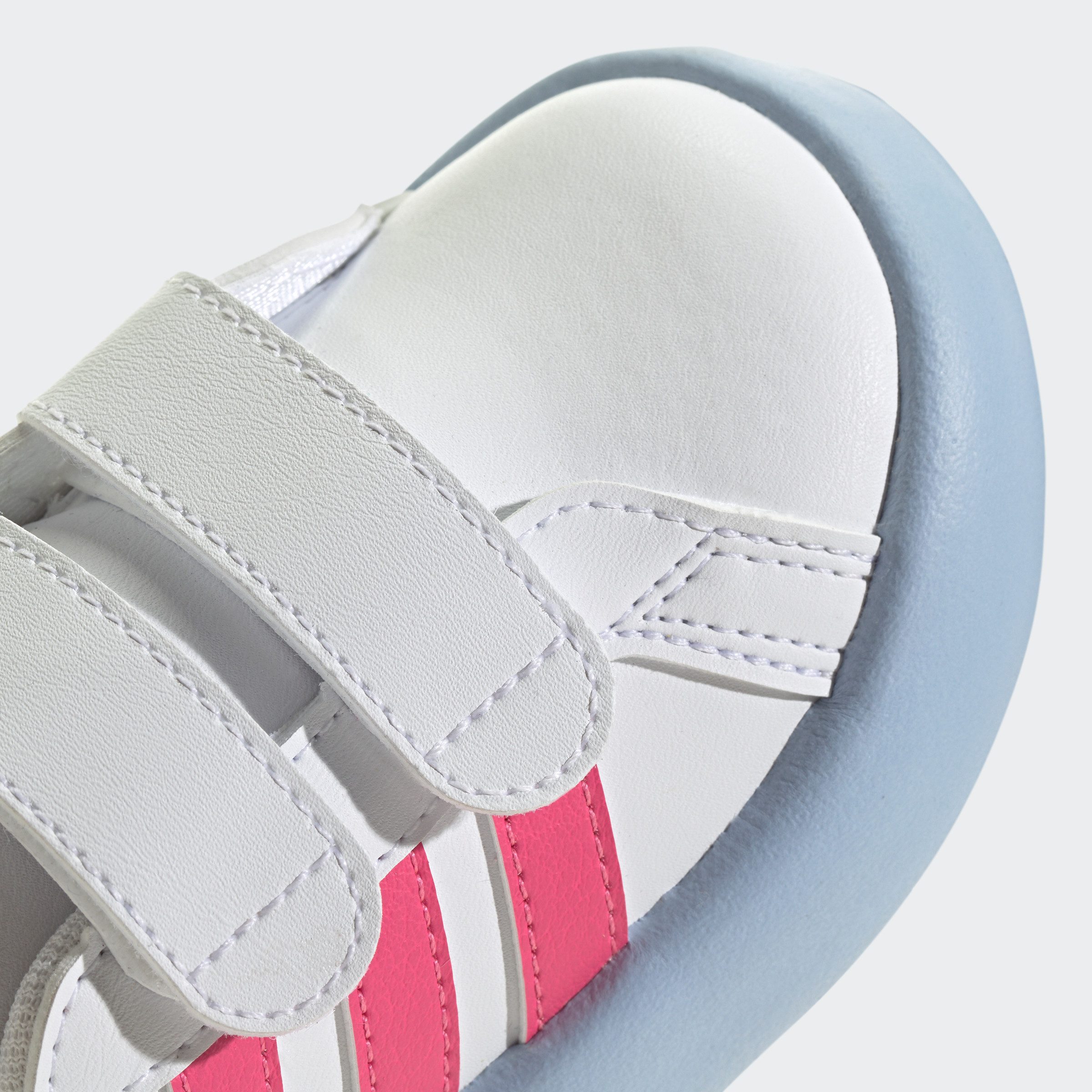 adidas Sportswear Klittenbandschoenen GRAND COURT 2.0 KIDS Design geïnspireerd op de adidas Superstar, voor kinderen