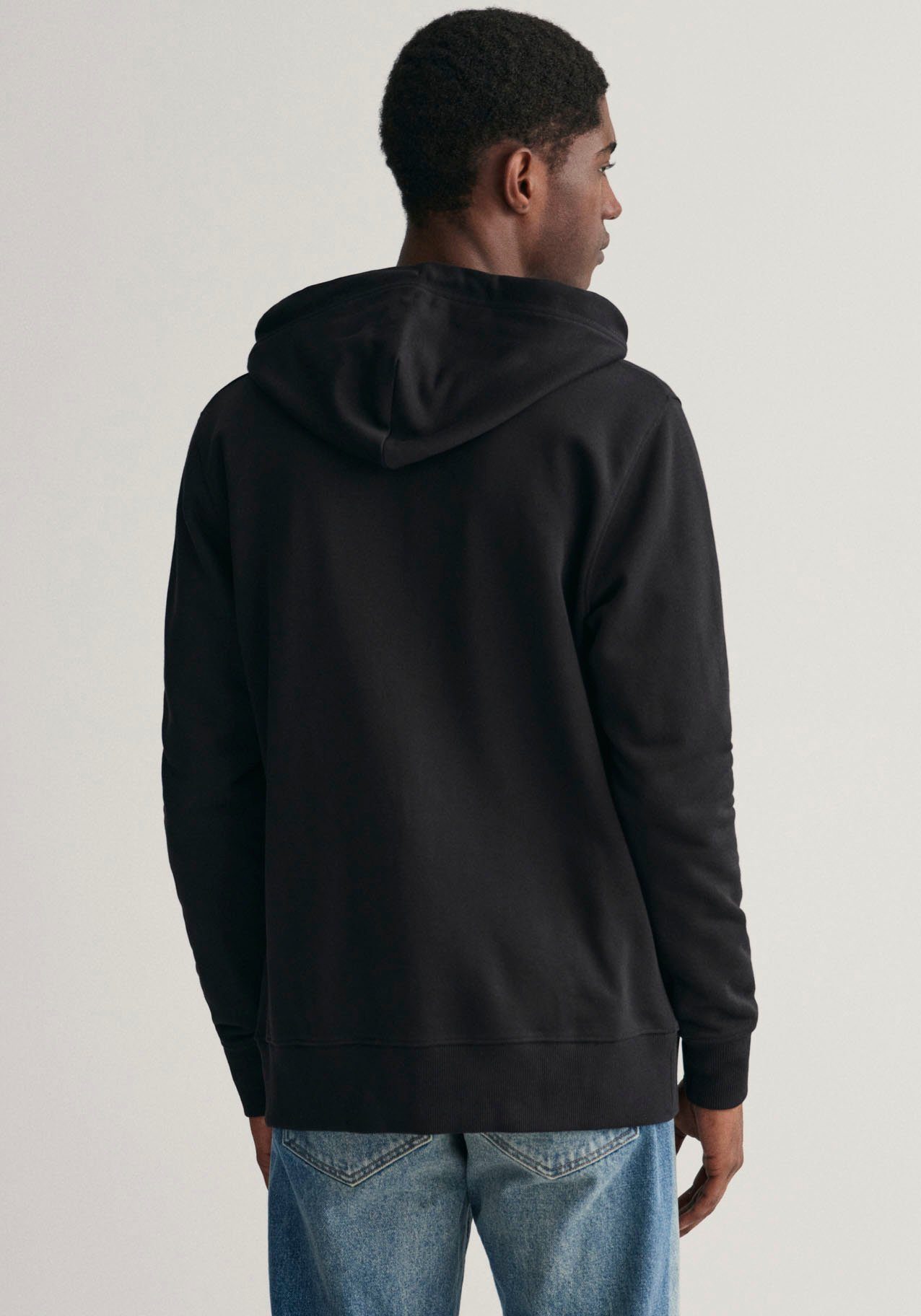 Gant Capuchonsweatvest REG SHIELD FULL ZIP HOODIE met logoborduursel op borsthoogte