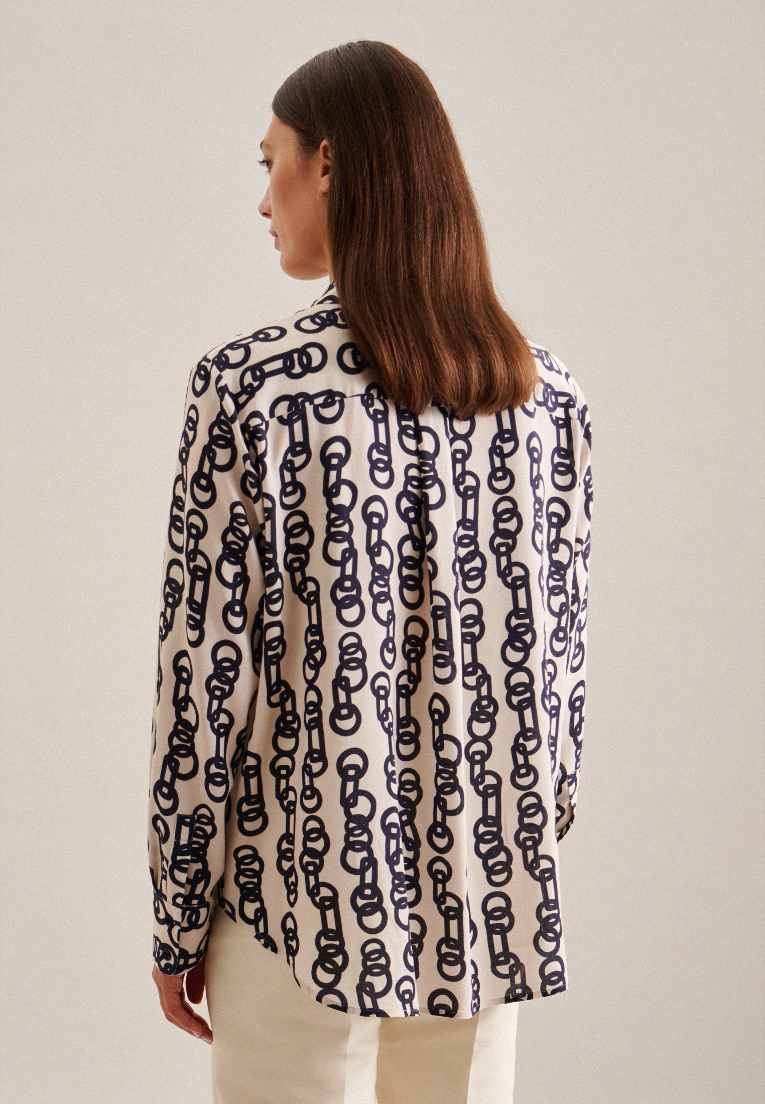 seidensticker Overhemdblouse Zwarte roos Lange mouwen kraag kettingenprint
