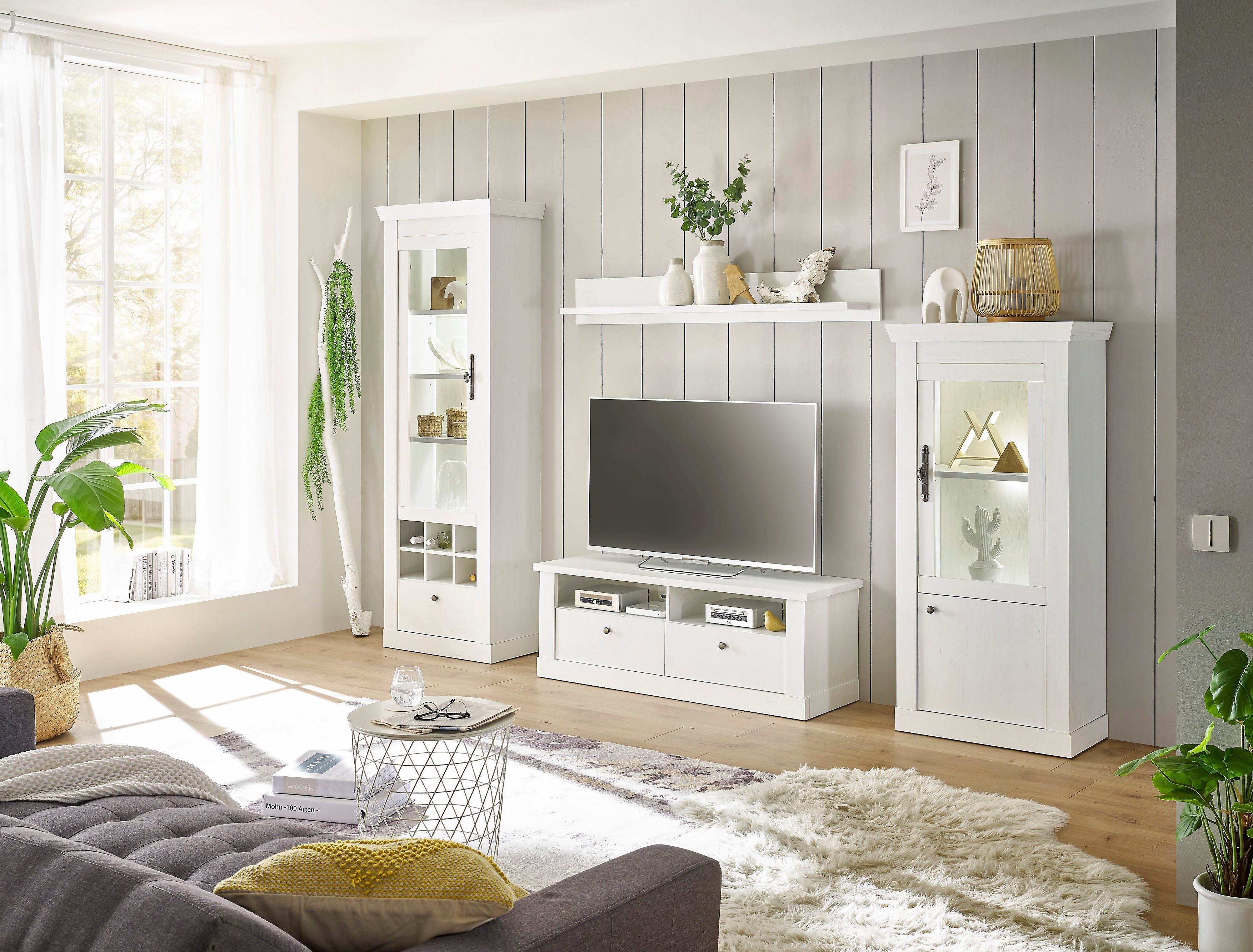 Home affaire Vitrinekast Ravenna in romantische landelijke stijl, metalen handgreep, hoogte 146 cm
