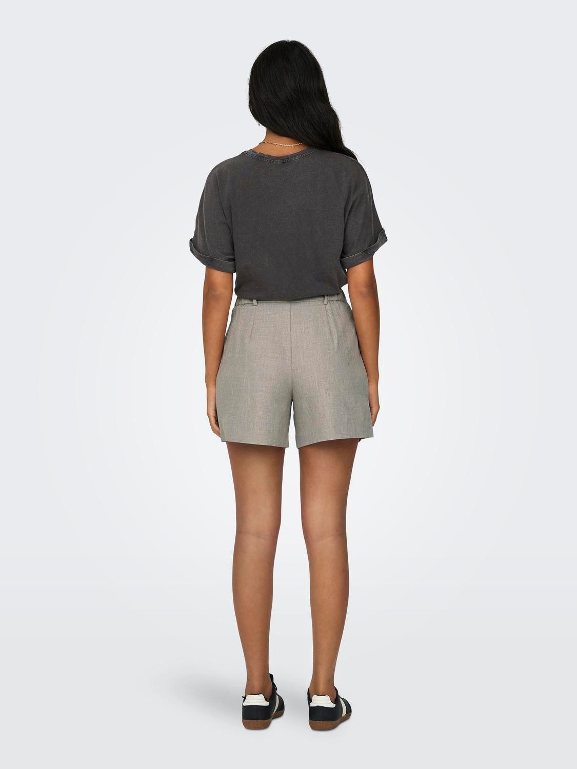 Only Short ONLLINDA HW MEL SHORTS TLR NOOS