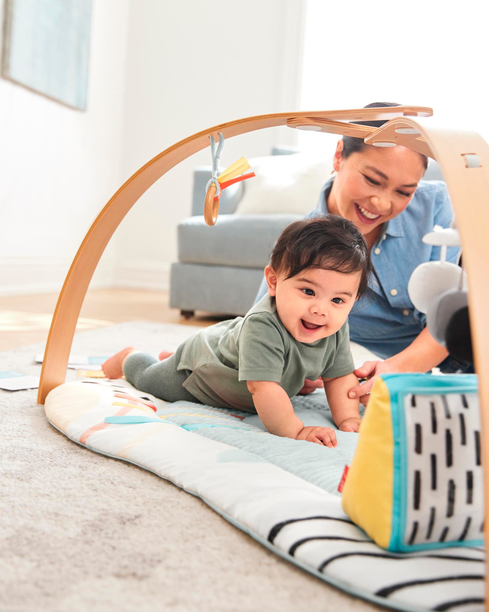 Skip Hop Speelboog Montessori met speelmat