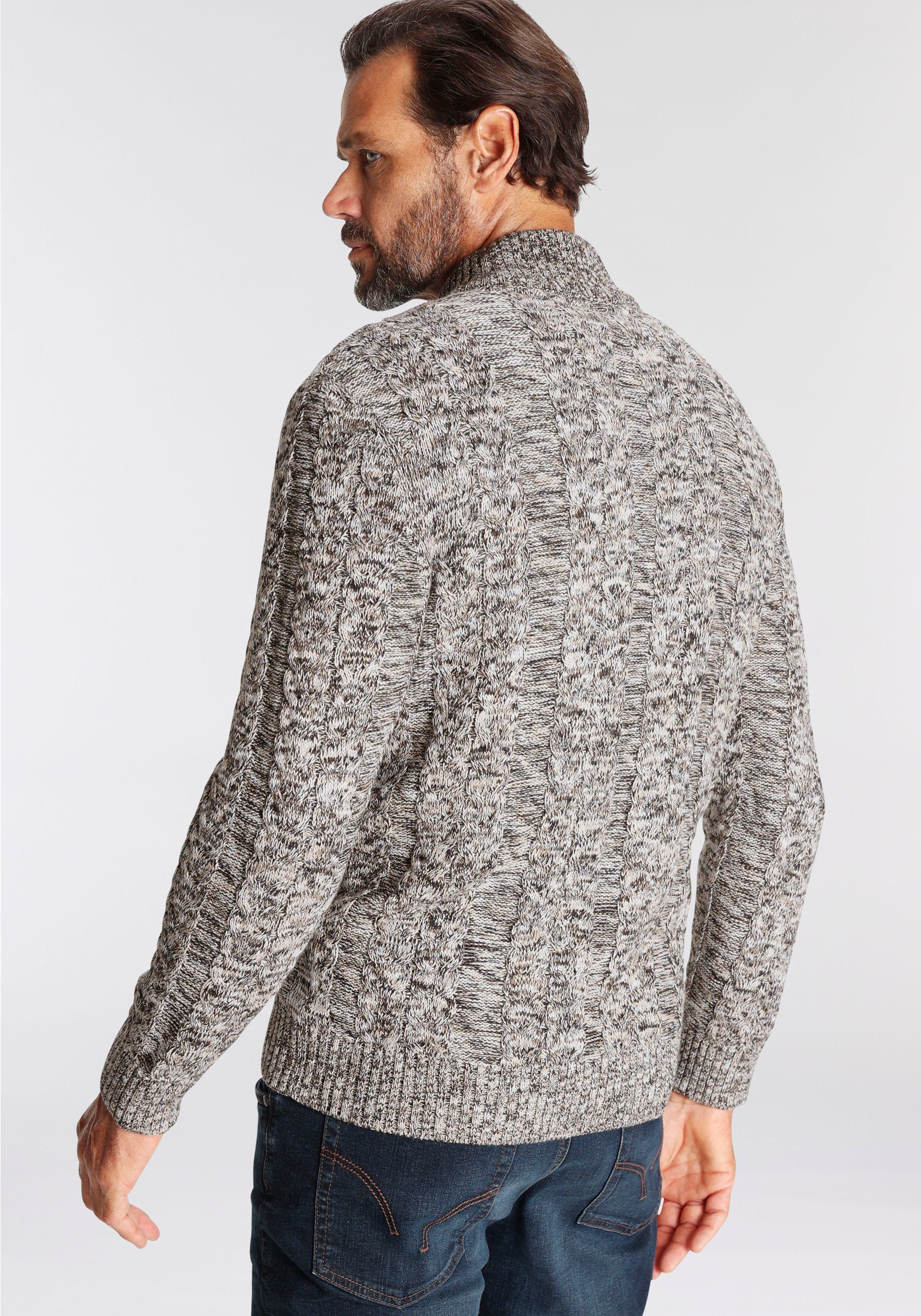 Man's World Vest Tot maat 5 XL met kabelpatroon