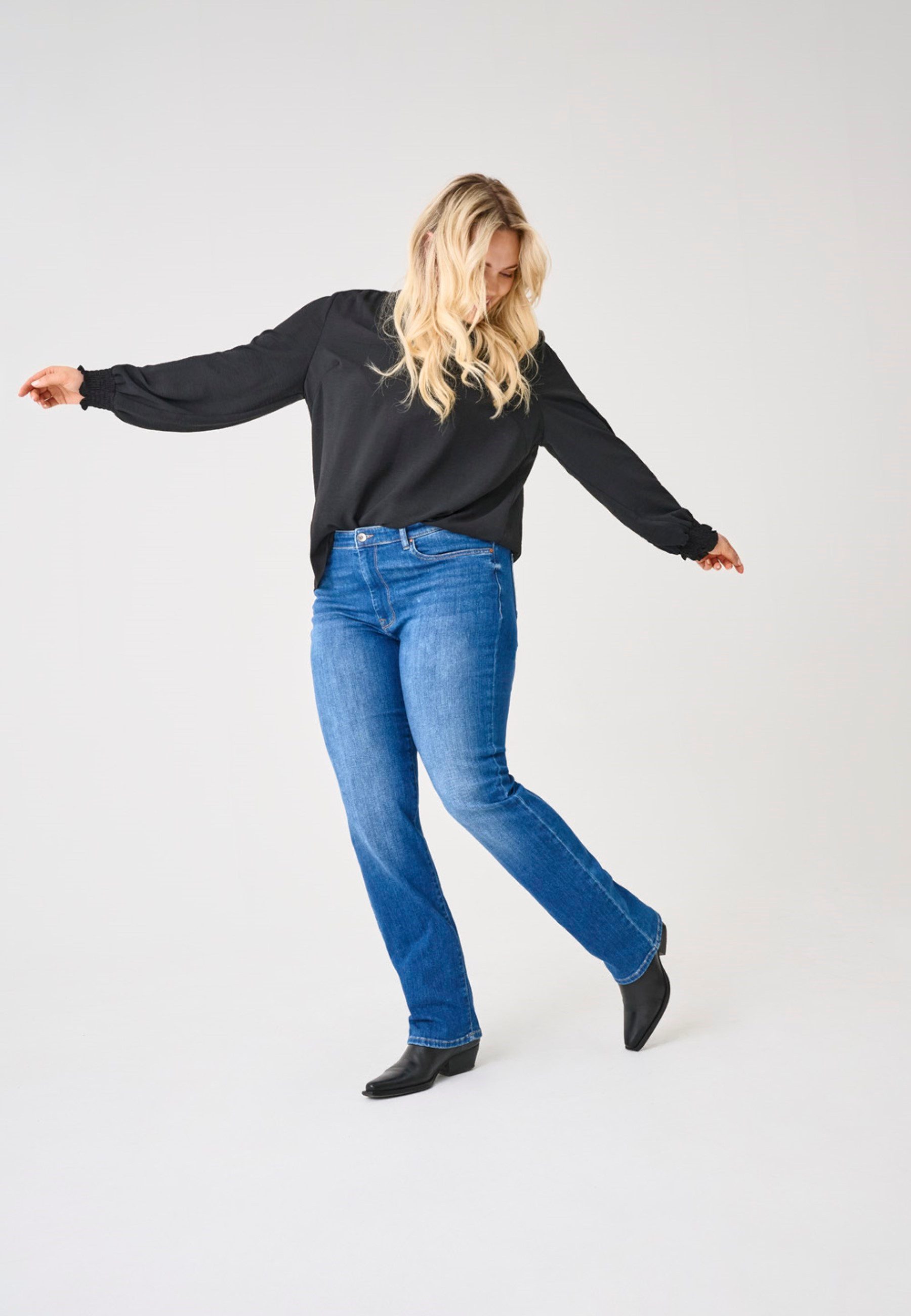 ONLY CARMAKOMA Slim fit jeans CARSUI MID SLIM DNM DIA364
