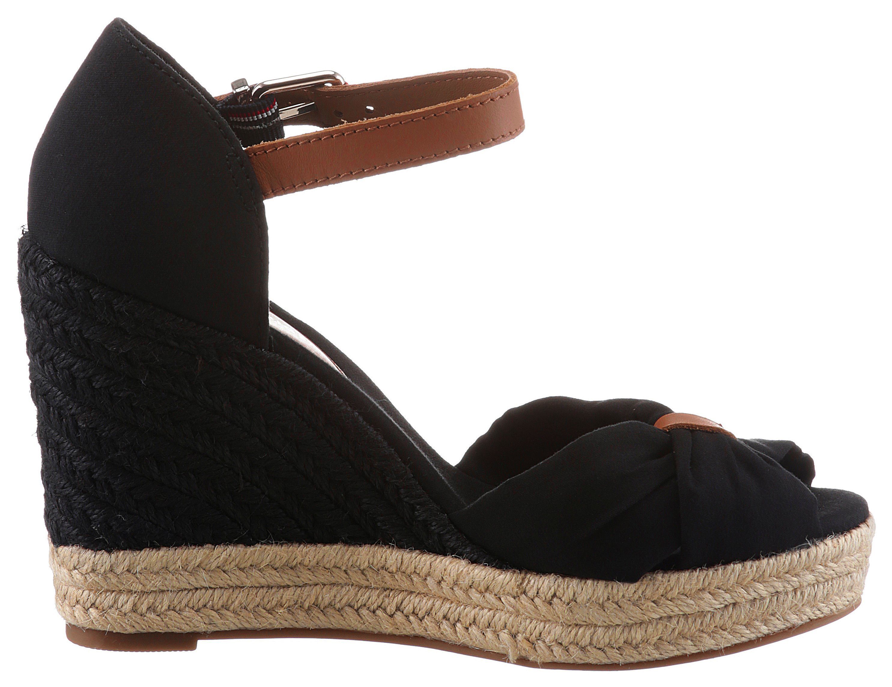 Tommy Hilfiger Highheel sandaaltjes BASIC OPENED TOE HIGH WEDGE zomerschoen, sandaal, sleehak, met subtiele vlagborduursel