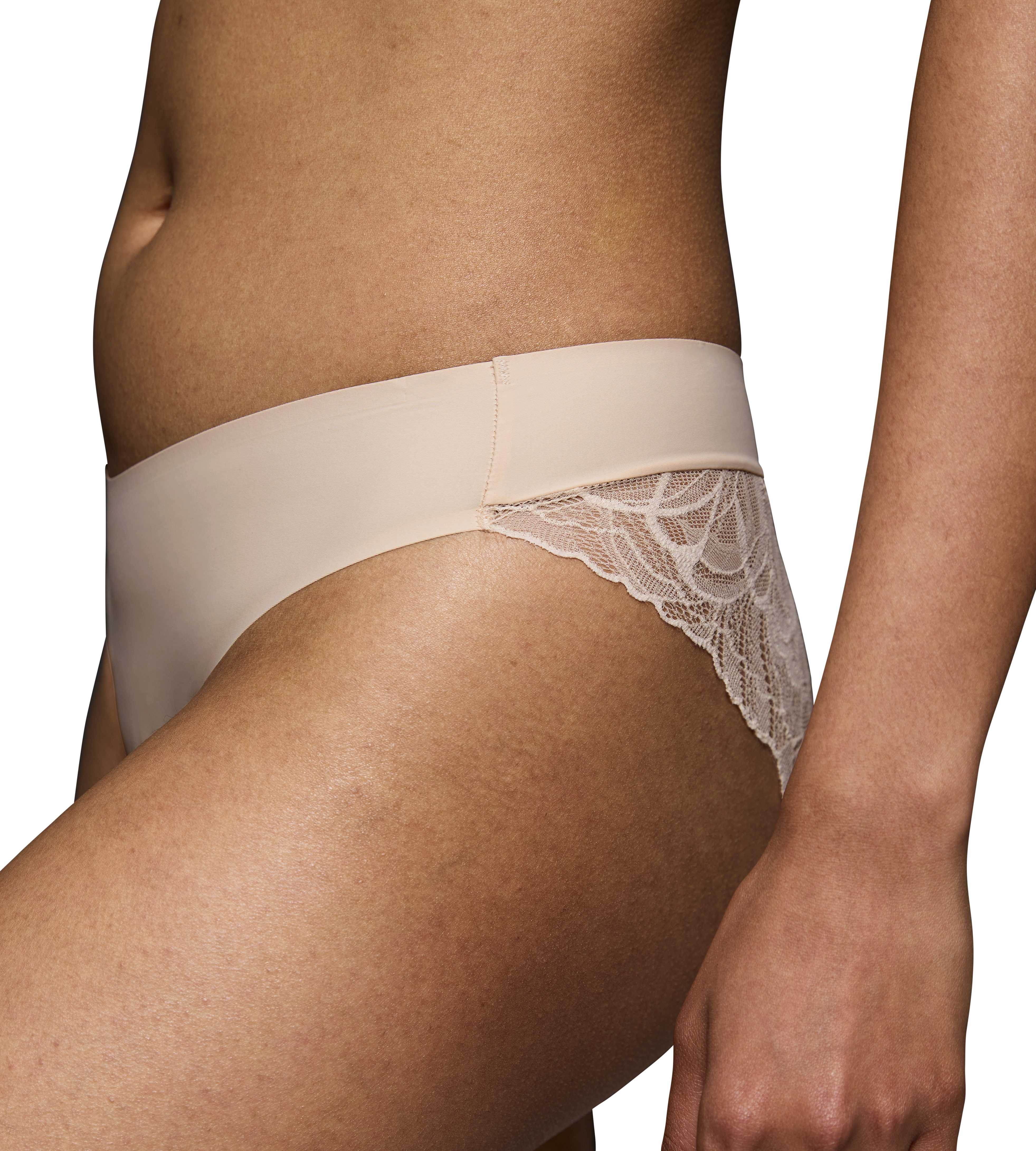 Triumph Slip Body Make-Up Illusion Lace Highleg Tai