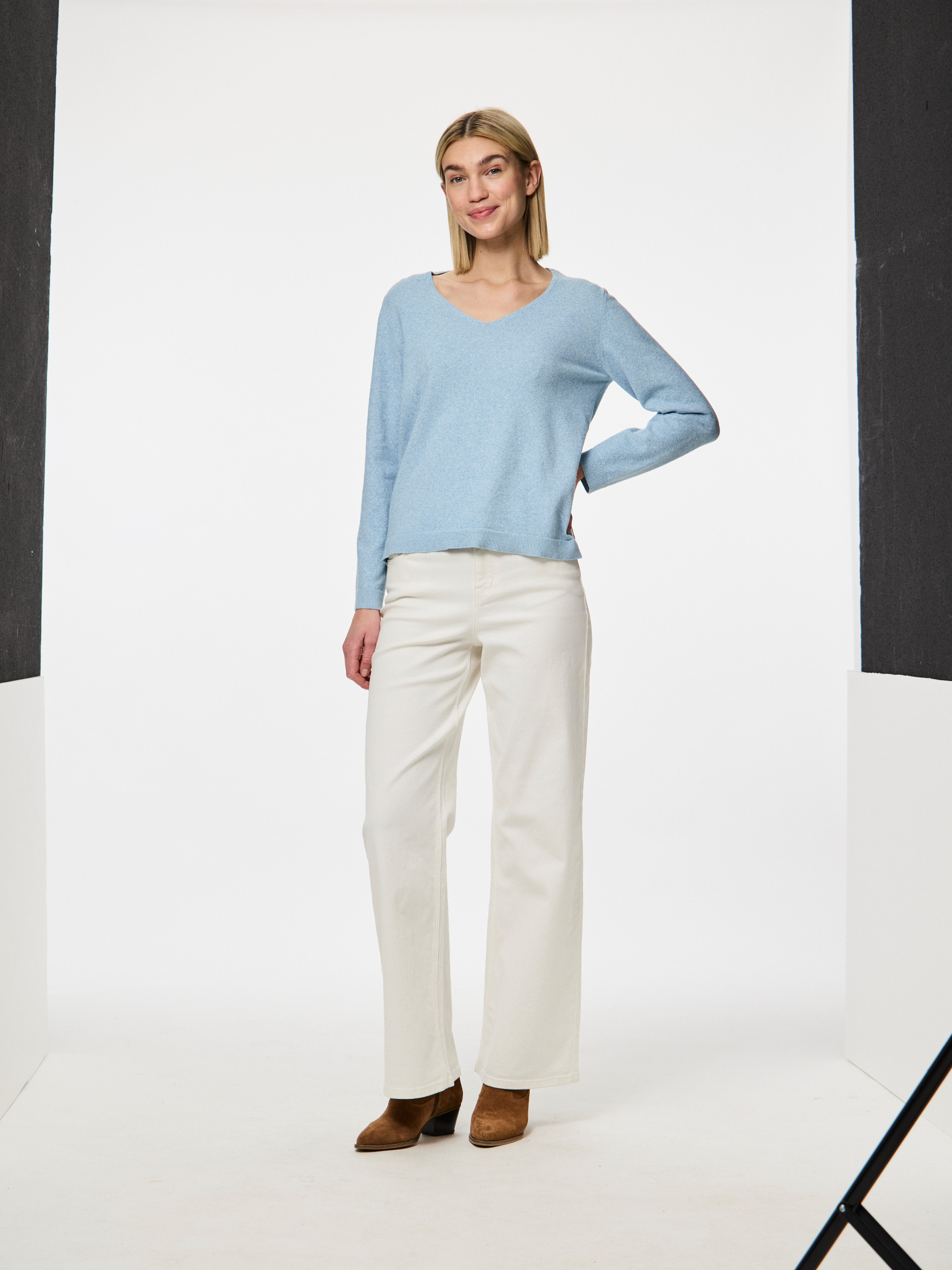 pieces Trui met V-hals PCBREE LS V-NECK KNIT NOOS BC