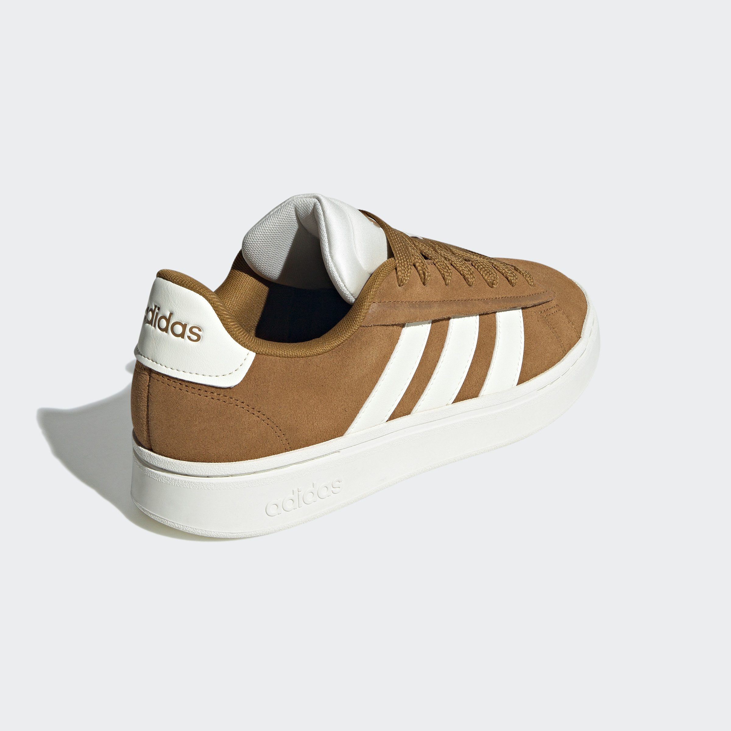 adidas Sportswear Sneakers GRAND COURT ALPHA Design geïnspireerd door de adidas Campus 00